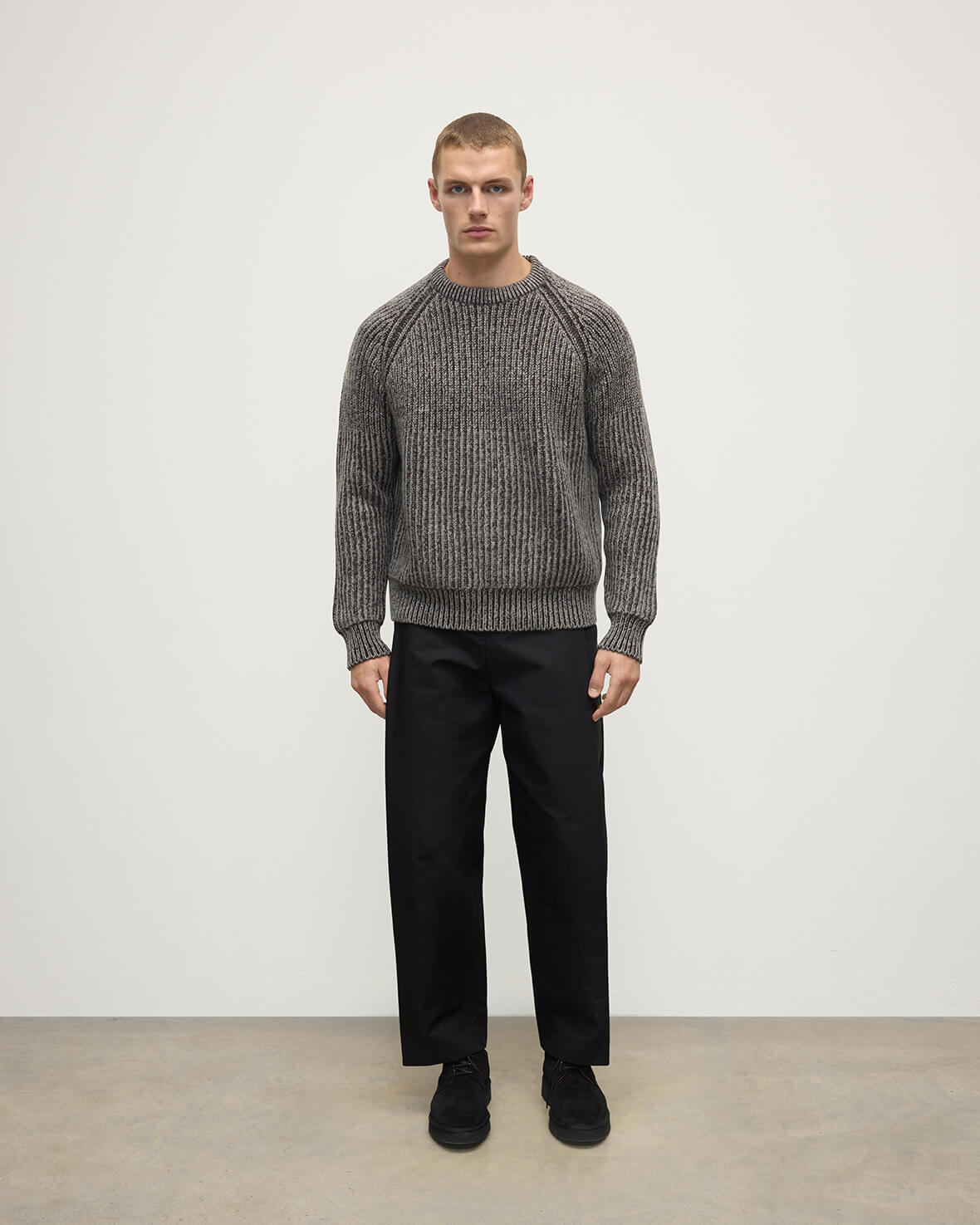 Johnstons of Elgin - Ribbed Donegal Cashmere Grey Jumper