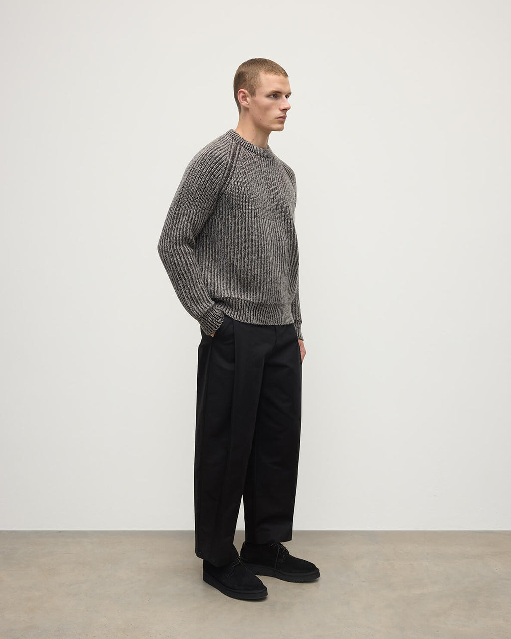Johnstons of Elgin - Ribbed Donegal Cashmere Grey Jumper