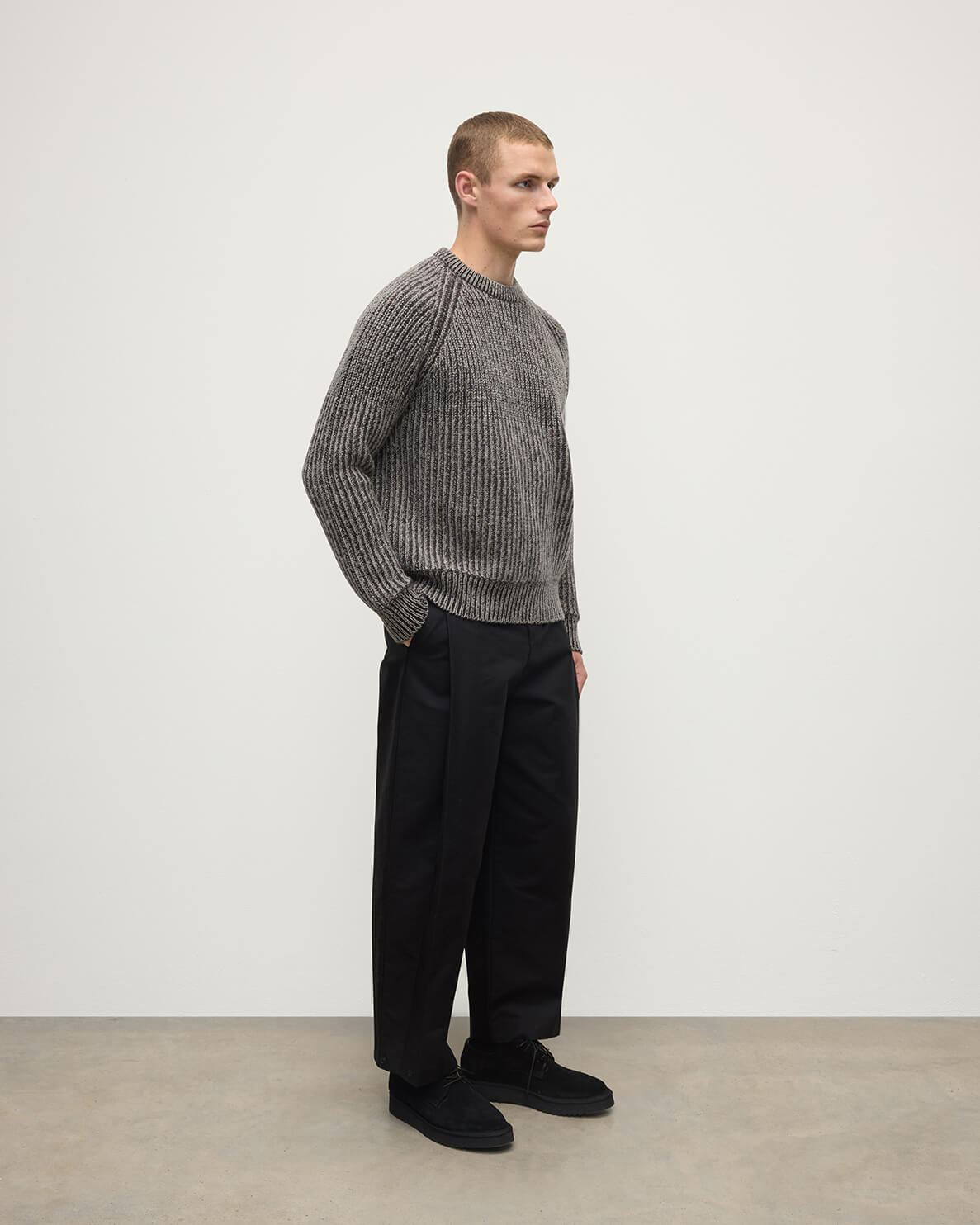 Johnstons of Elgin - Ribbed Donegal Cashmere Grey Jumper