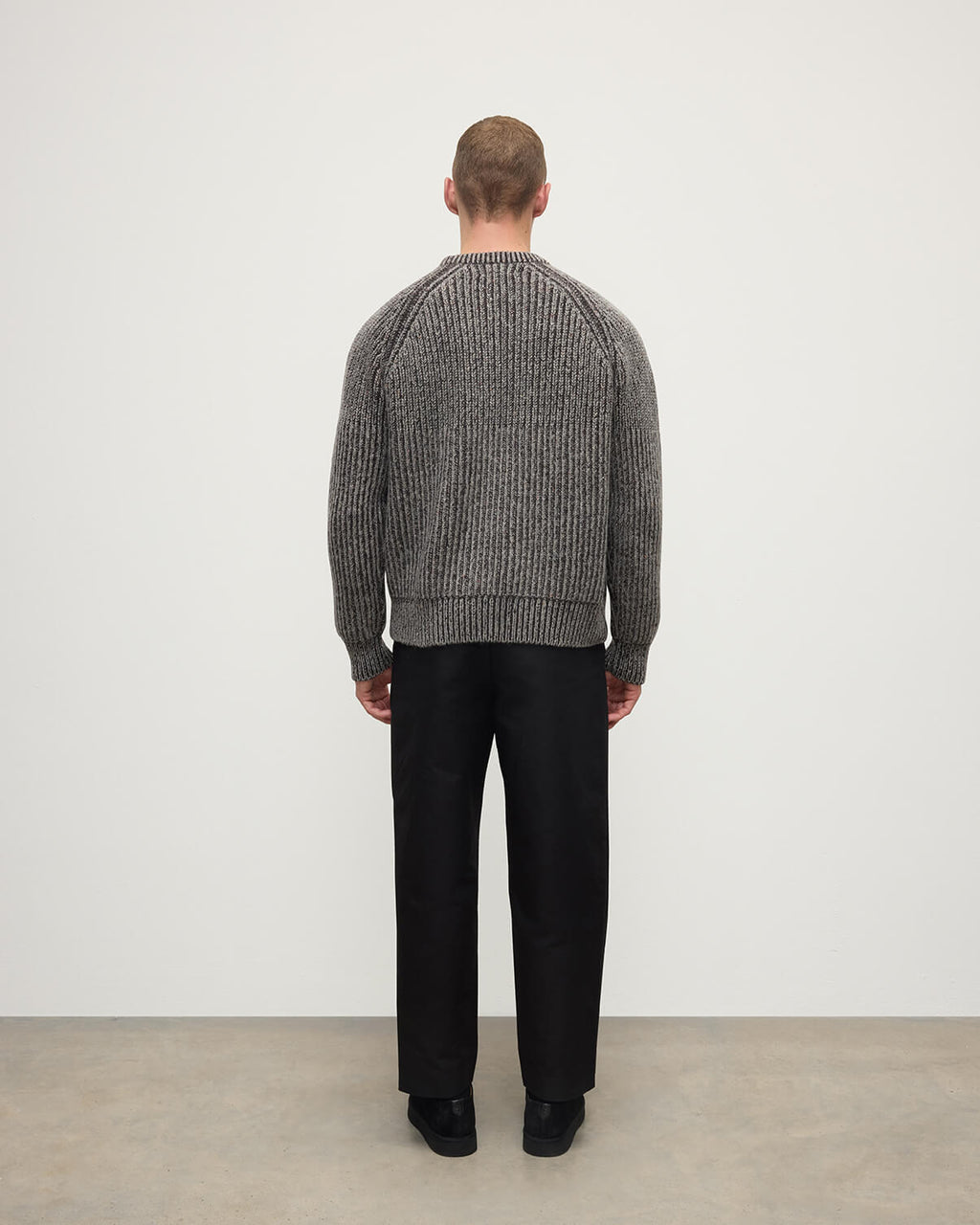 Johnstons of Elgin - Ribbed Donegal Cashmere Grey Jumper