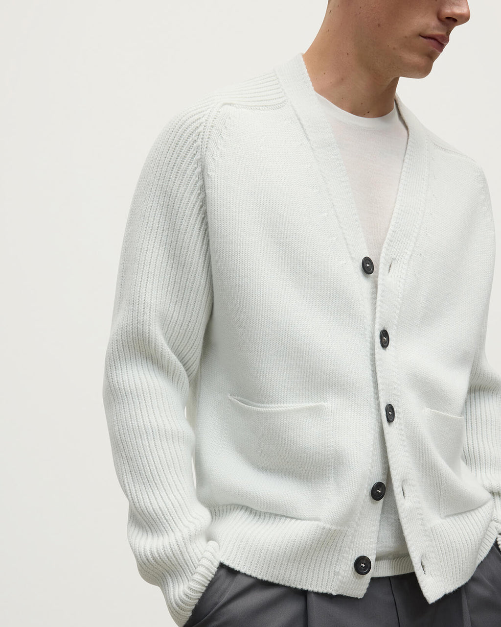 Johnstons of Elgin - Ribbed Cashmere White Cardigan