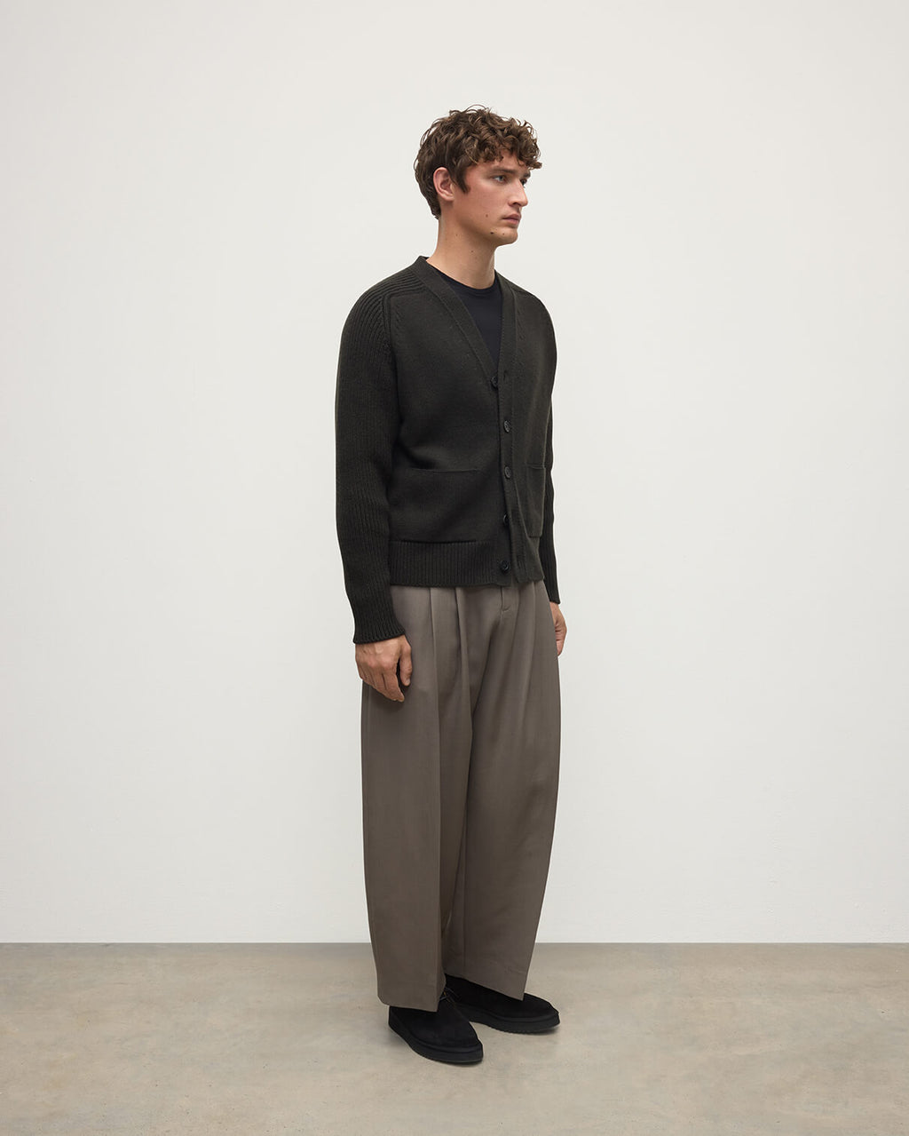 Johnstons of Elgin - Ribbed Cashmere Dark Grey Cardigan