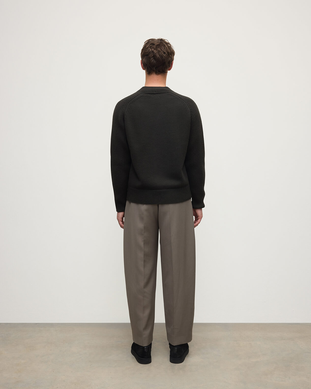 Johnstons of Elgin - Ribbed Cashmere Dark Grey Cardigan