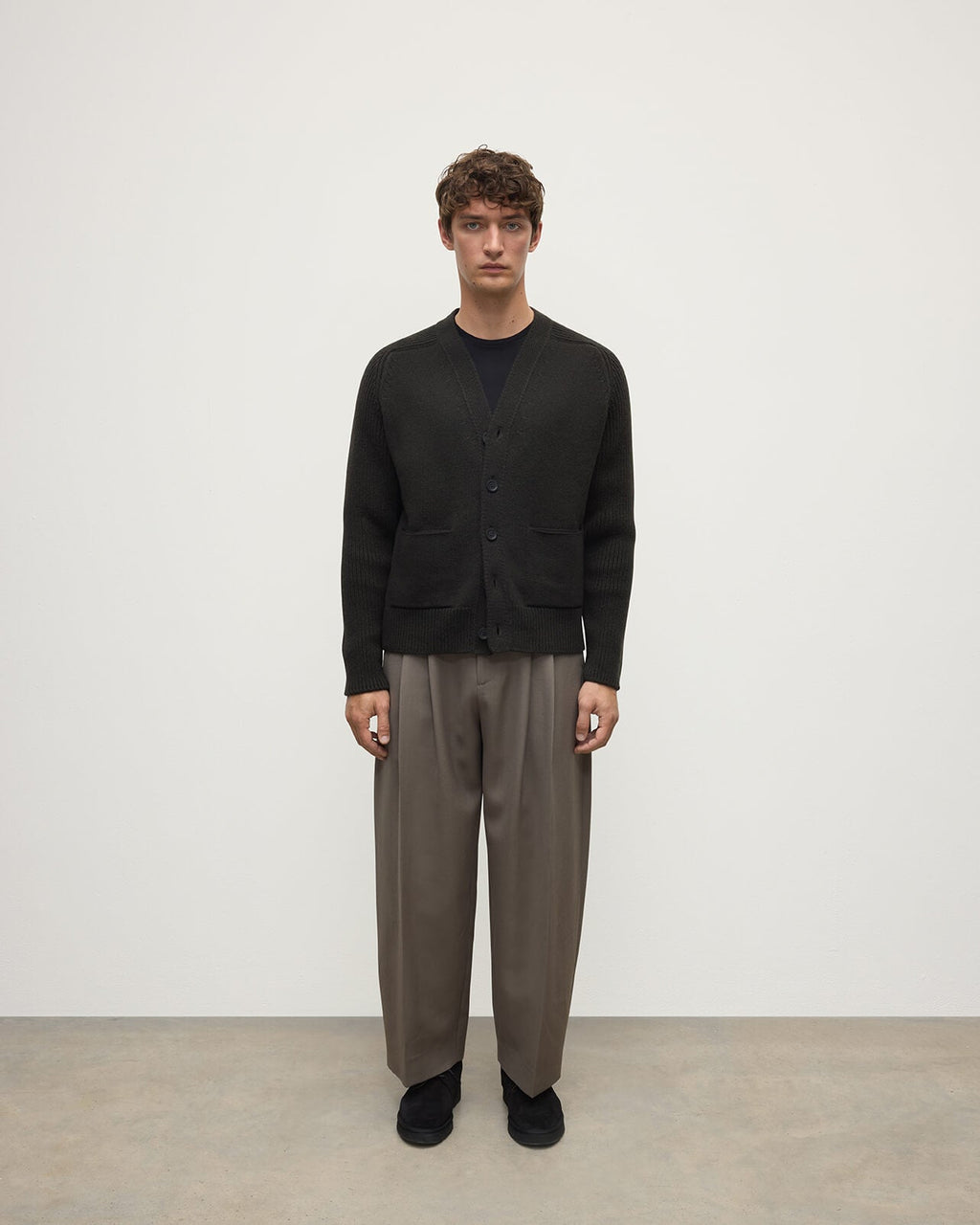 Johnstons of Elgin - Ribbed Cashmere Dark Grey Cardigan