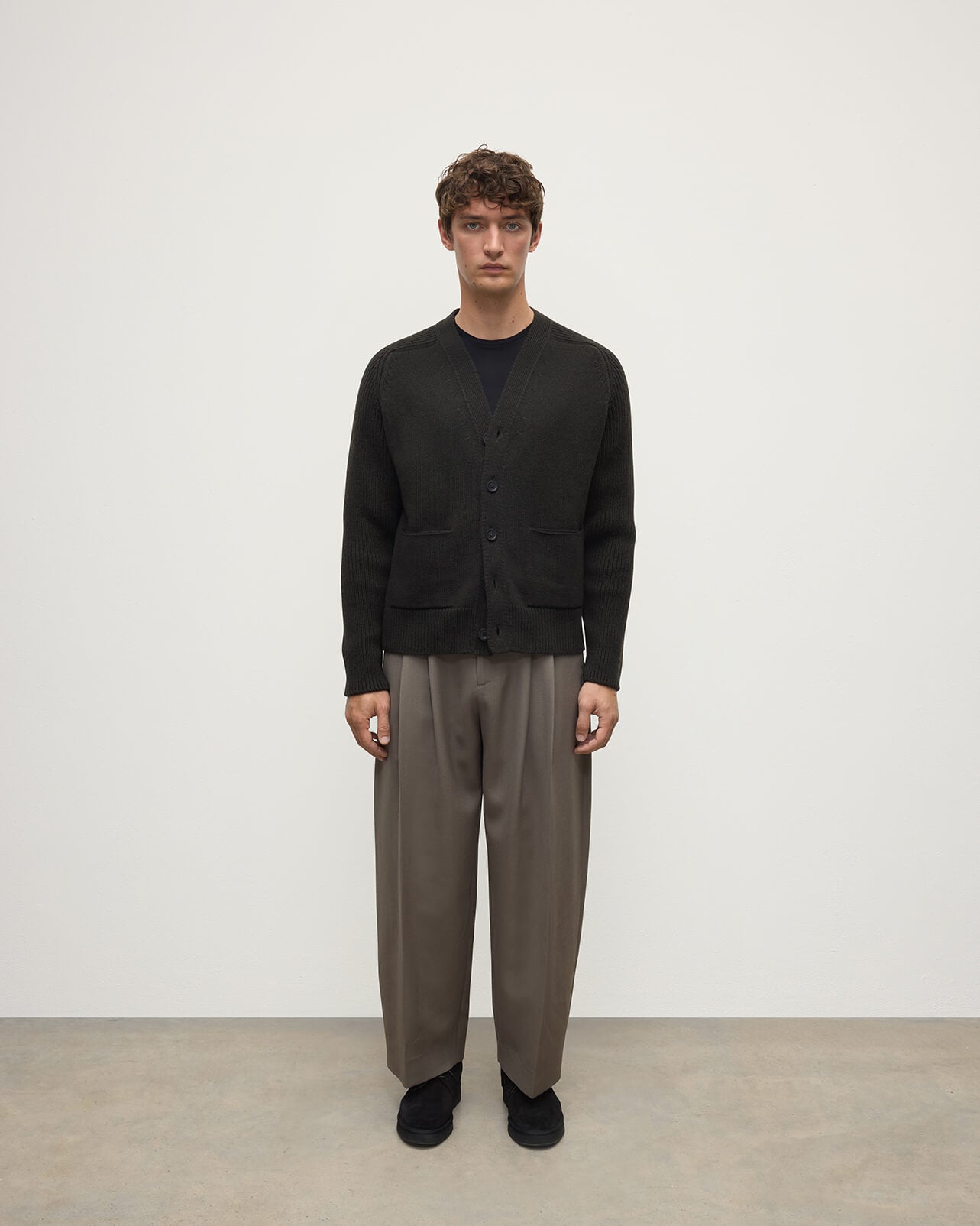 Johnstons of Elgin - Ribbed Cashmere Dark Grey Cardigan
