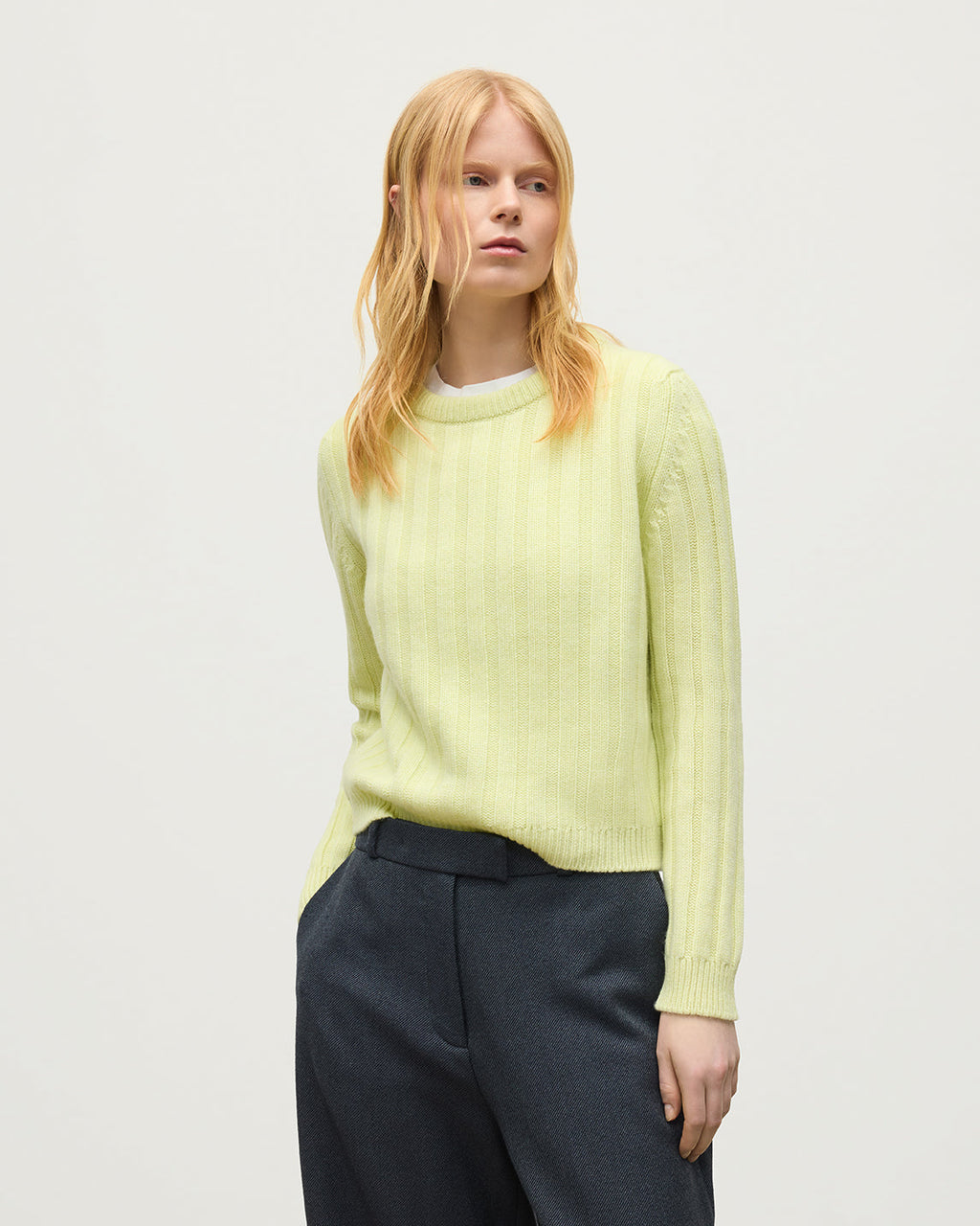 Johnstons of Elgin - Lecht Yellow Cashmere Crew Jumper