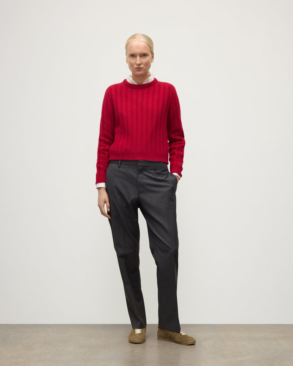 Johnstons of Elgin - Lecht Red Cashmere Crew Jumper