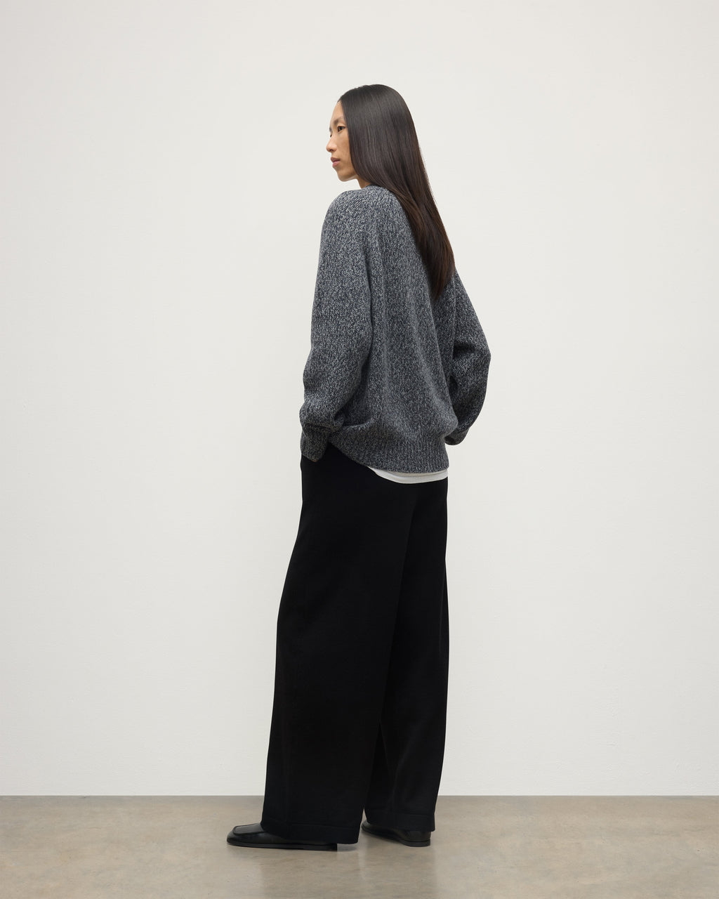Johnstons of Elgin - Fyfe Dark Navy Marl Cashmere Jumper