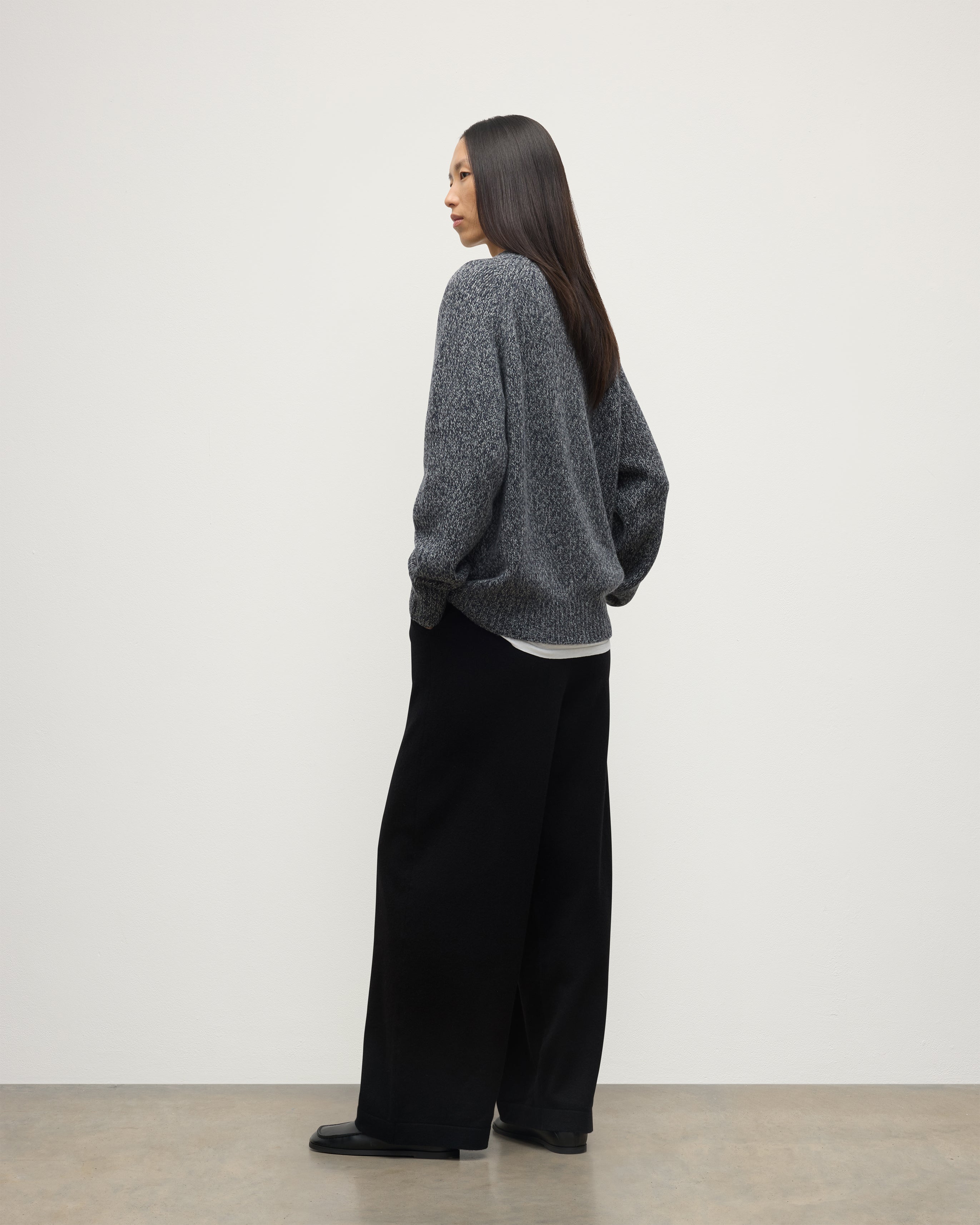 Johnstons of Elgin - Fyfe Dark Navy Marl Cashmere Jumper
