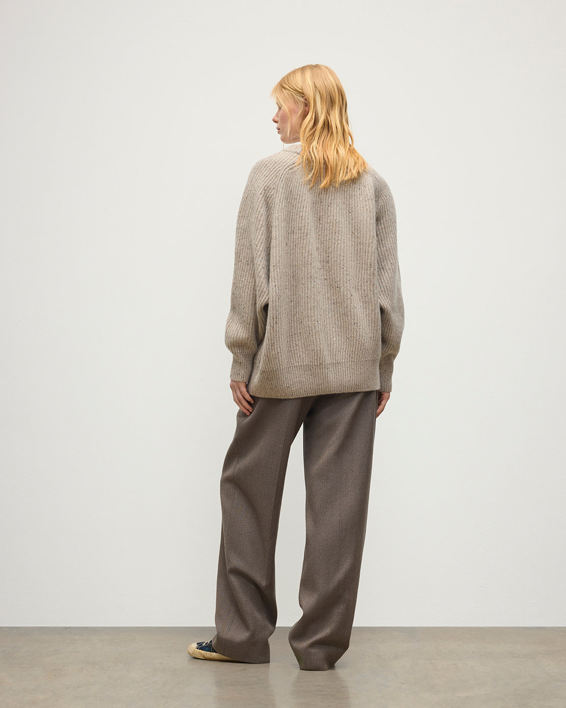 Johnstons of Elgin - Norah Ribbed Natural Donegal Cashmere Jumper