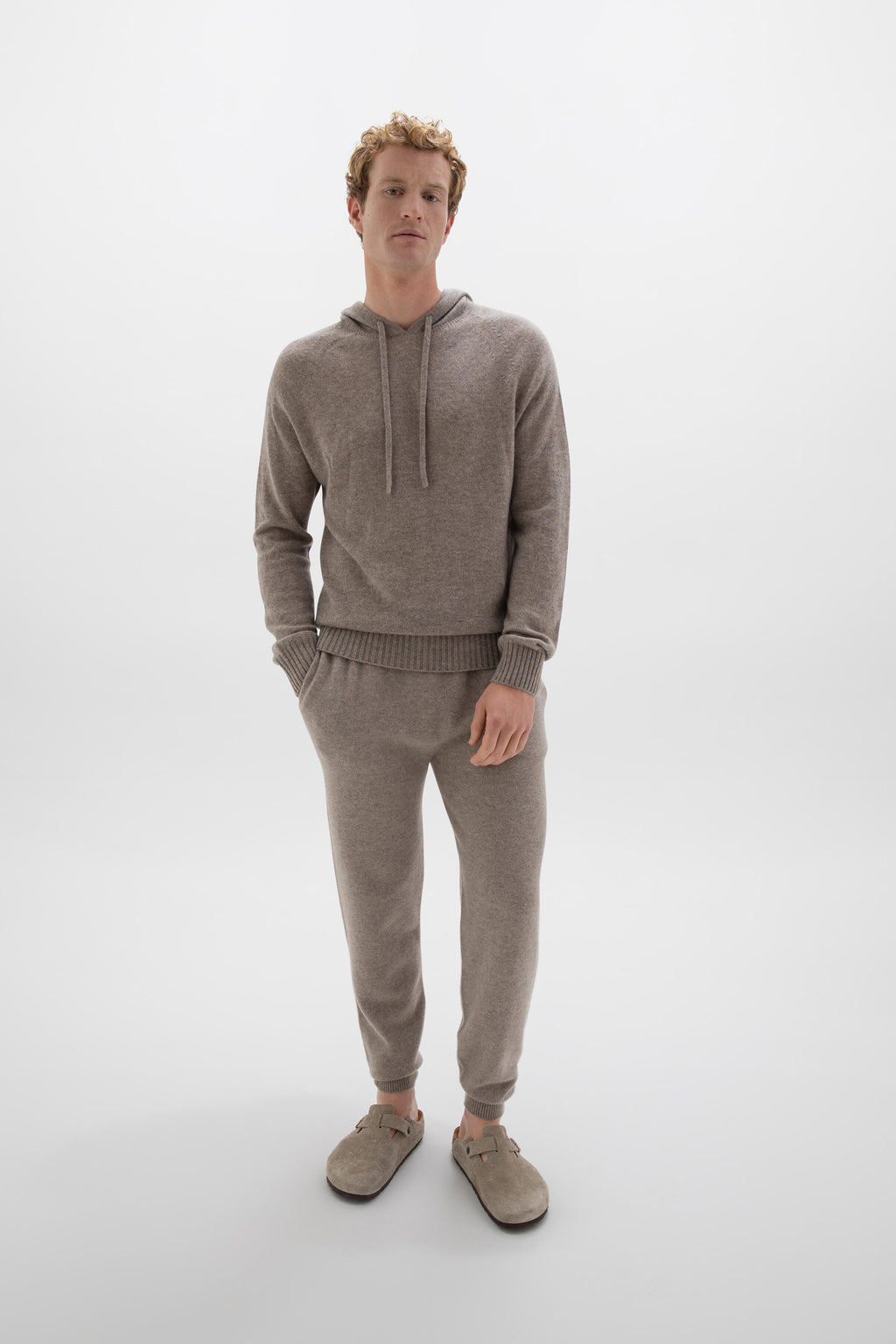 Johnstons of Elgin - Performance Cashmere Cuffed Light Brown Joggers