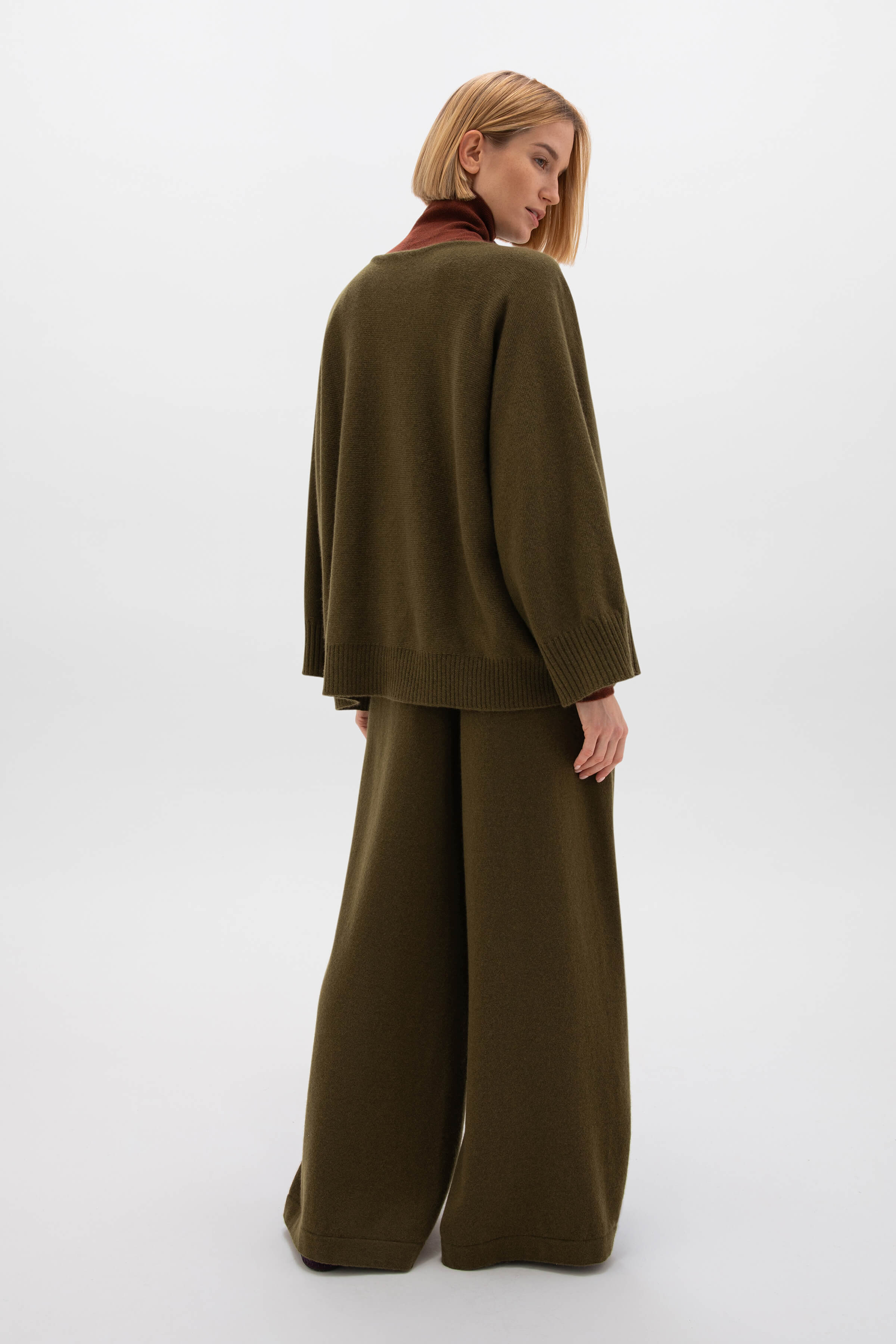 Johnstons of Elgin - Cashmere Olive Green Cape Jumper