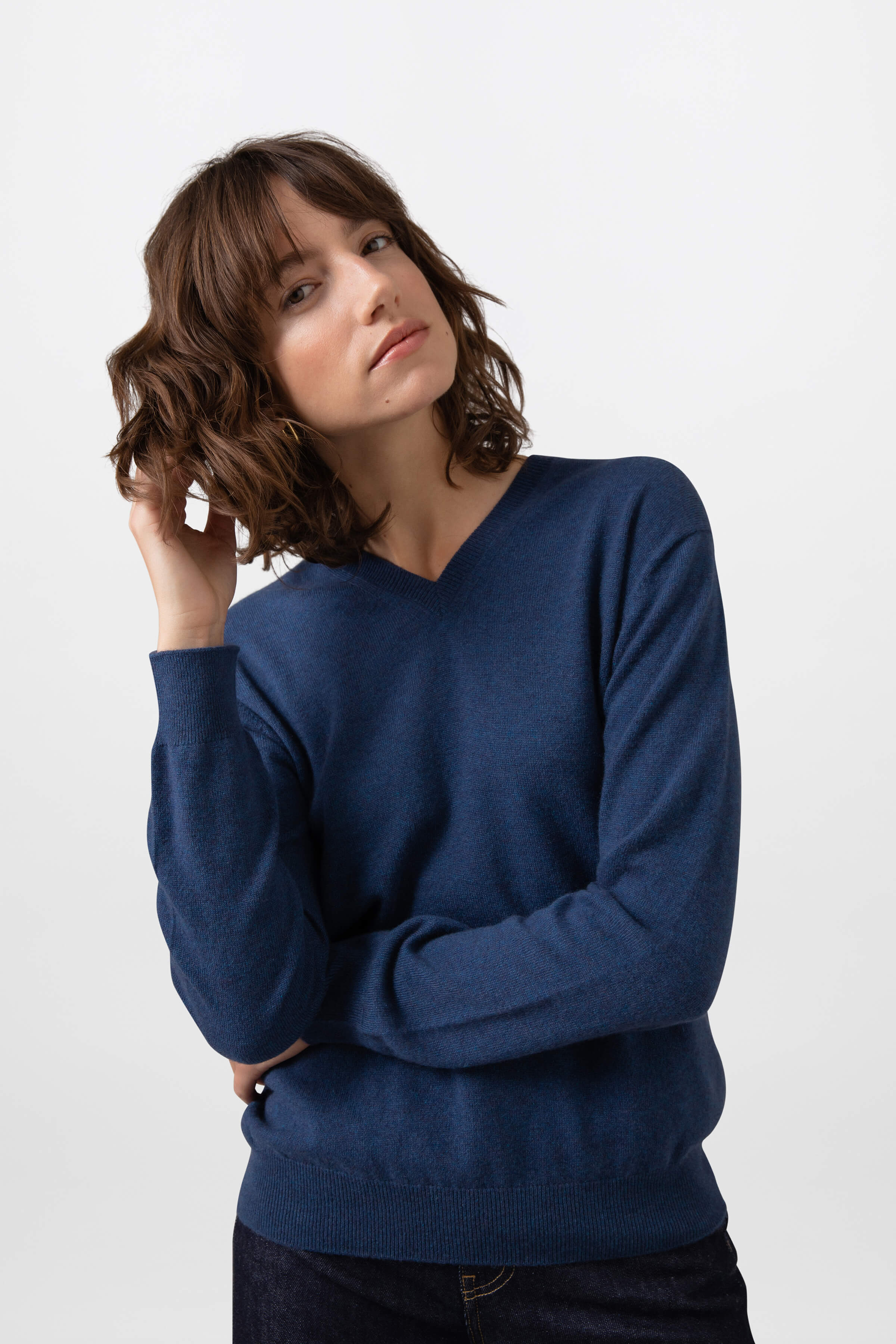 Johnstons of Elgin - Women's Cashmere V Neck Mid Blue Jumper
