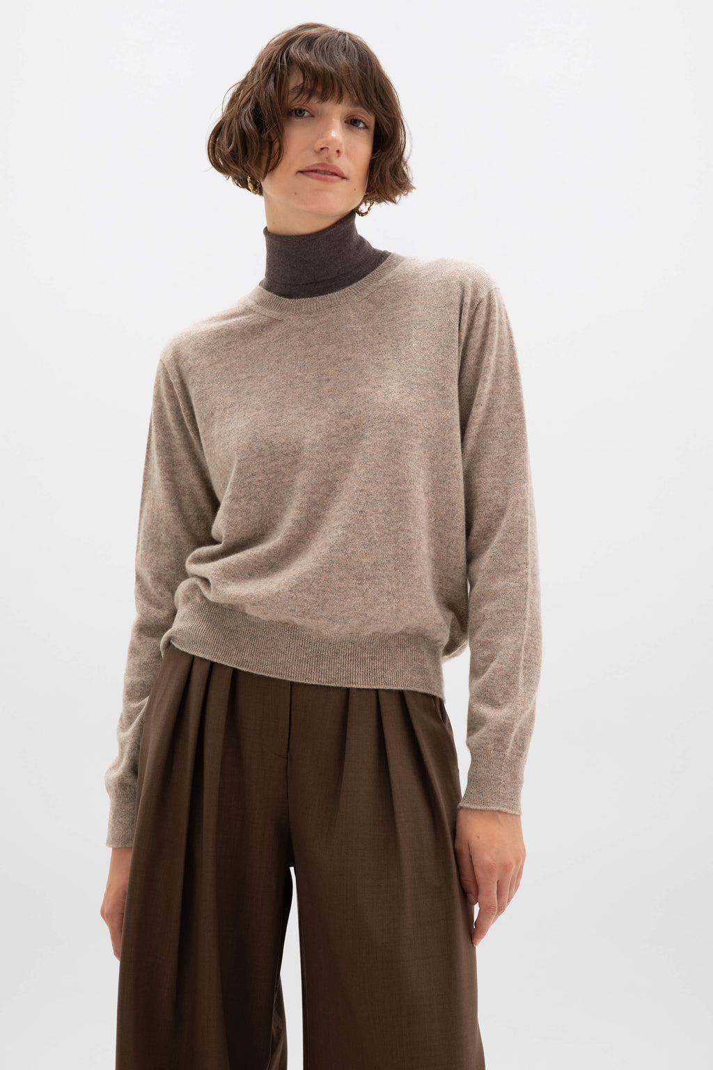 Johnstons of Elgin - Classic Light Brown Cashmere Round Neck
