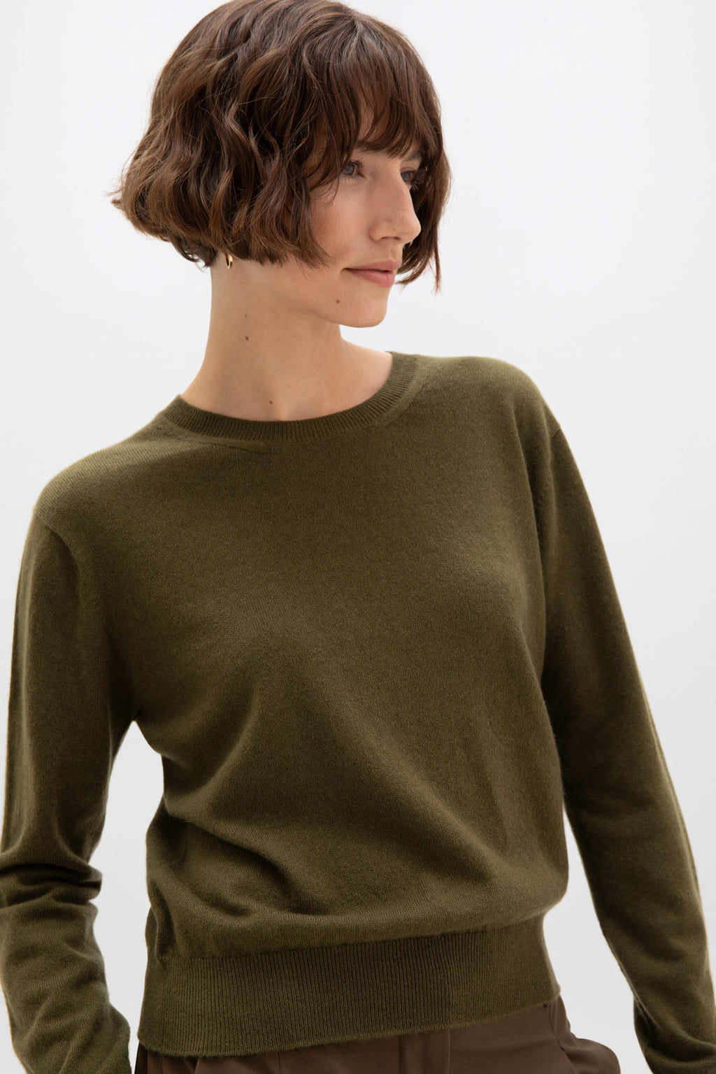 Johnstons of Elgin - Cashmere Olive Green Round Neck Jumper