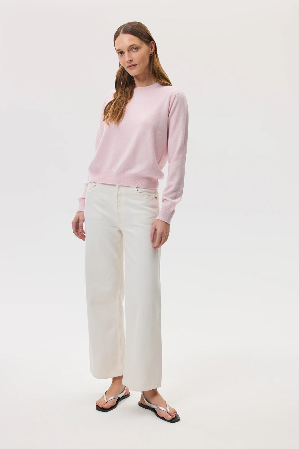 Johnstons of Elgin - Classic Cashmere Light Pink Round Neck Jumper