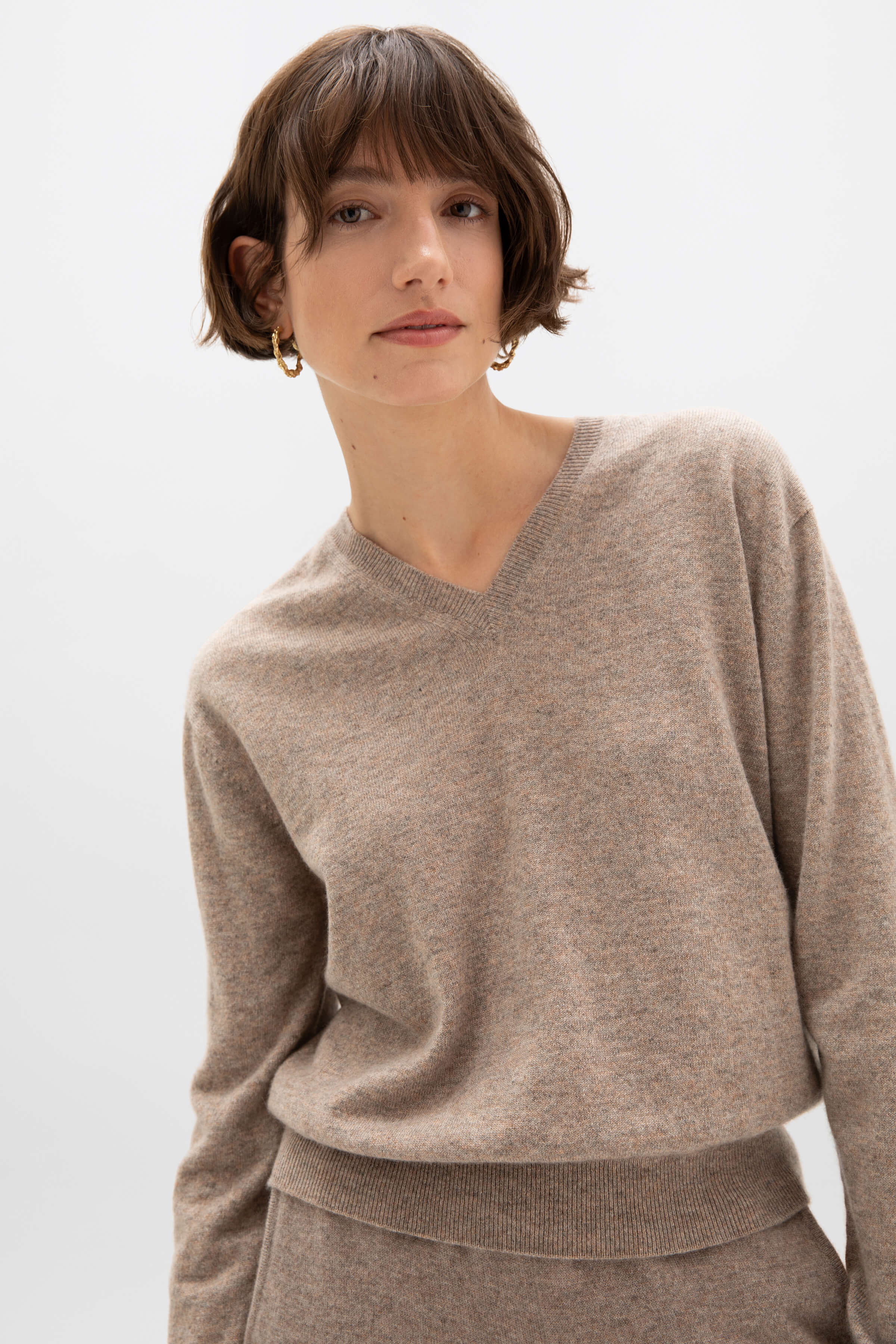 Johnstons of Elgin - Cashmere Light Brown V Neck Jumper