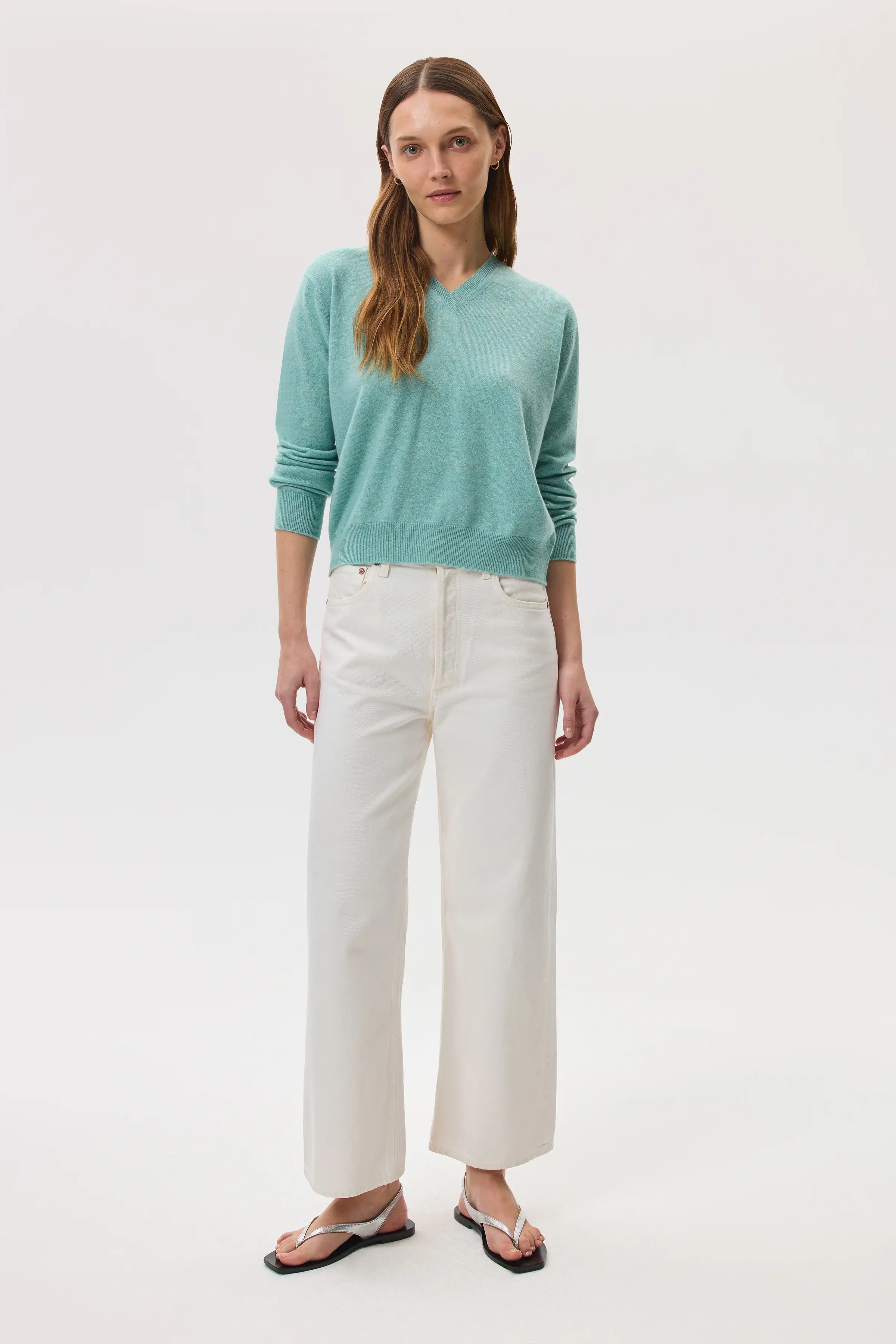 Johnstons of Elgin - Classic Green Cashmere V Neck Jumper
