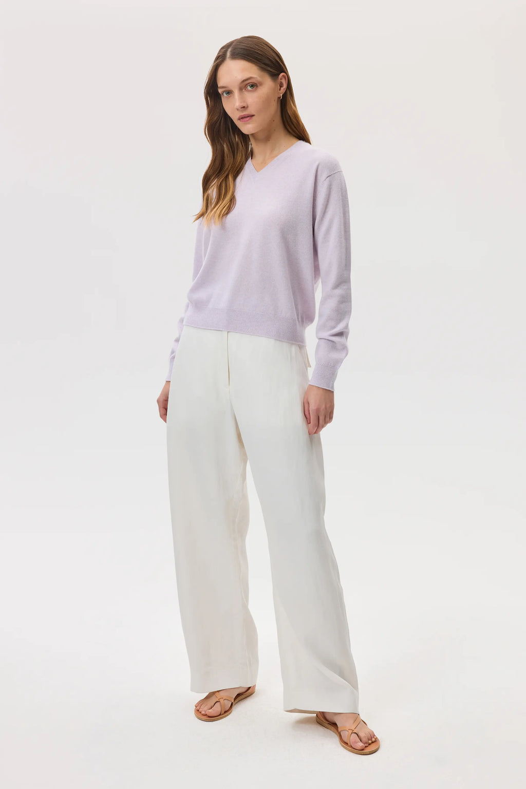 Johnstons of Elgin - Classic Cashmere V Neck Light Purple Jumper