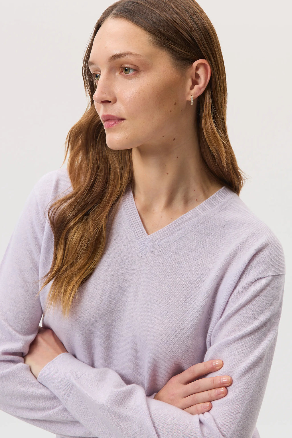 Johnstons of Elgin - Classic Cashmere V Neck Light Purple Jumper