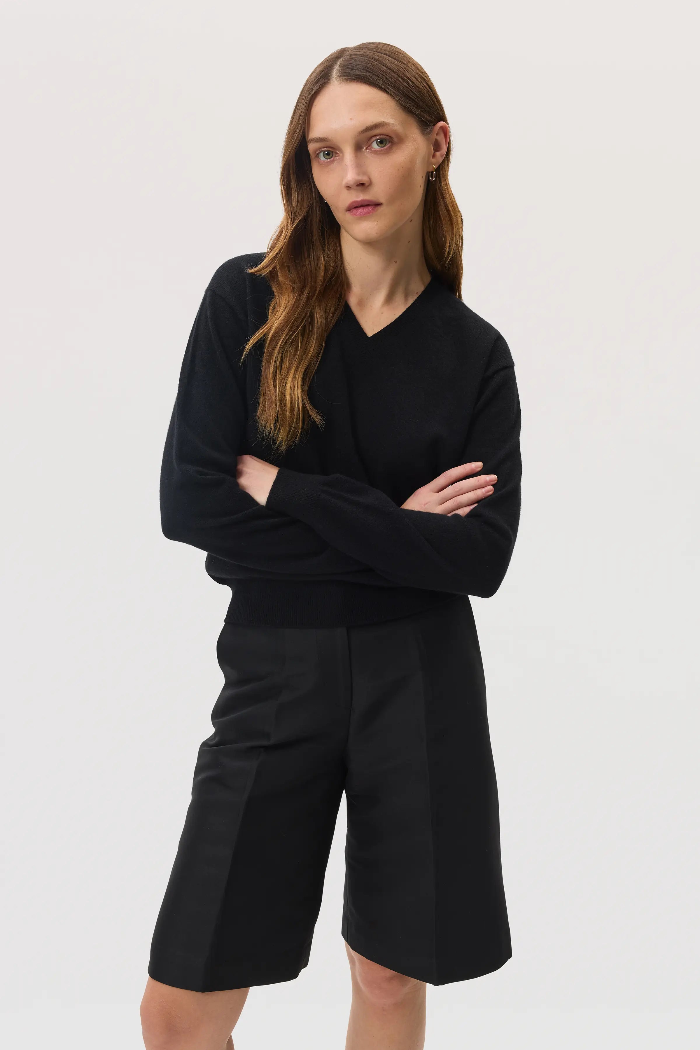 Johnstons of Elgin - Classic Black Cashmere V Neck Jumper