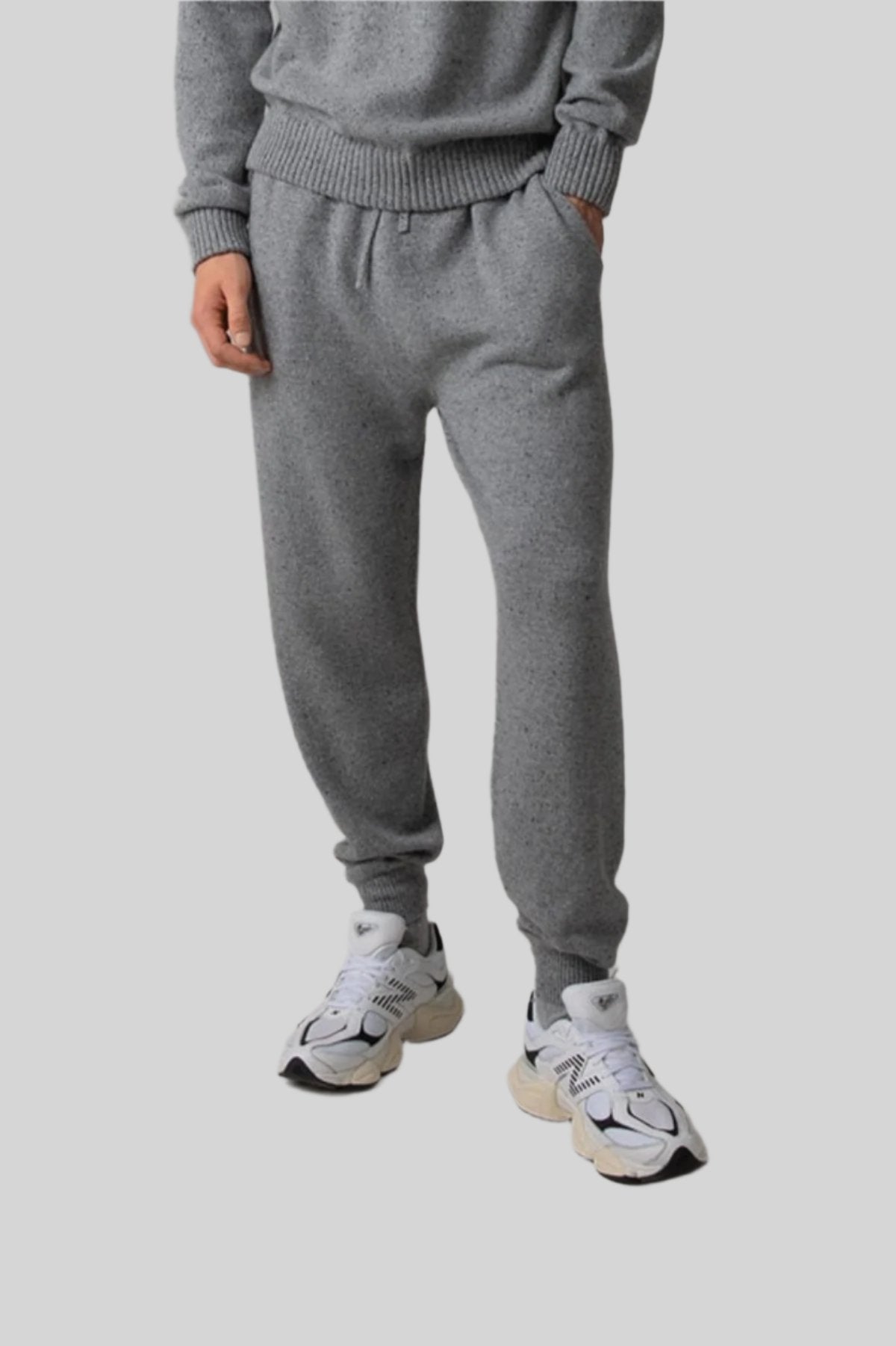 Johnstons of Elgin - Cashmere Donegal Light Grey Joggers