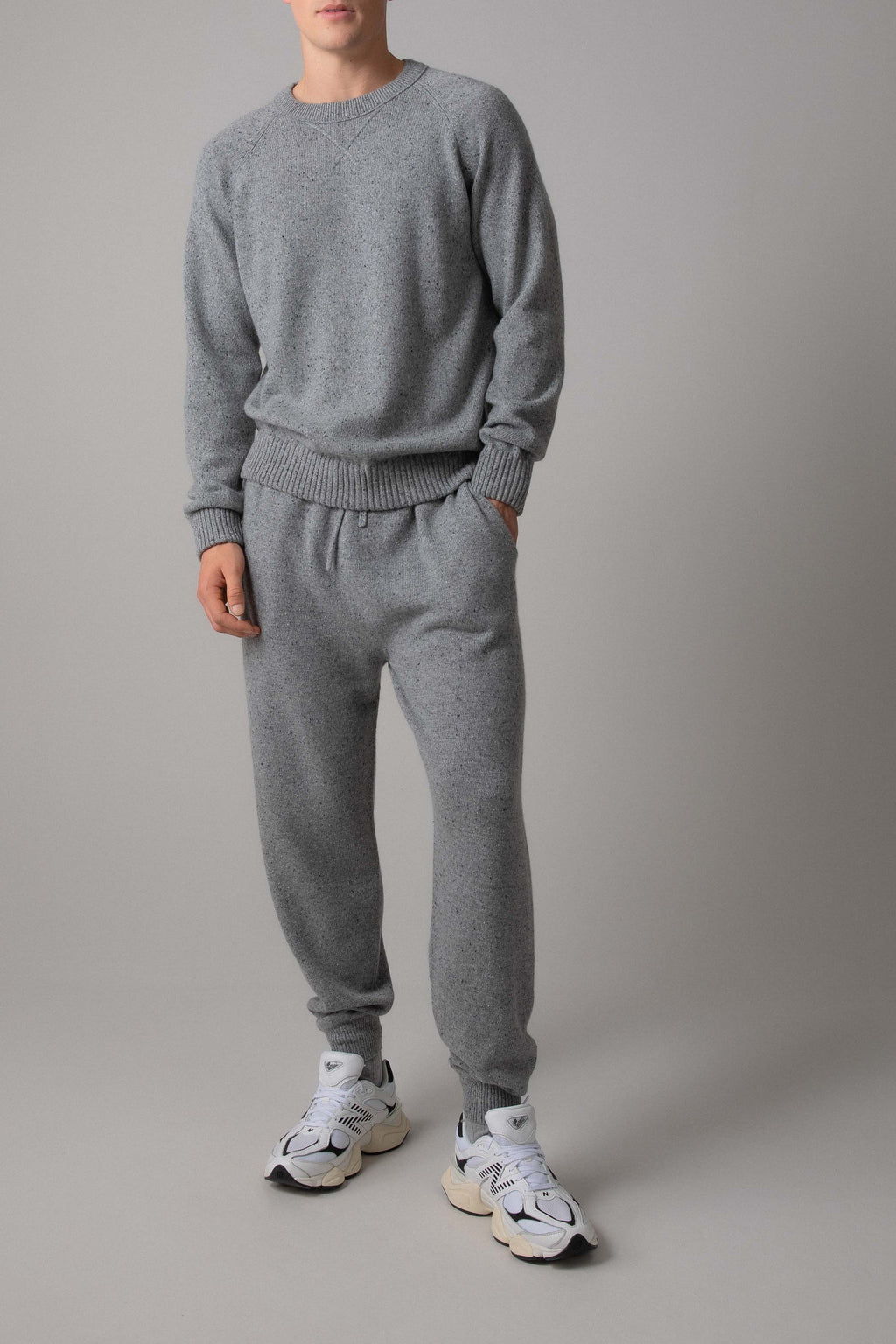 Johnstons of Elgin - Donegal Cashmere Light Grey Sweatshirt