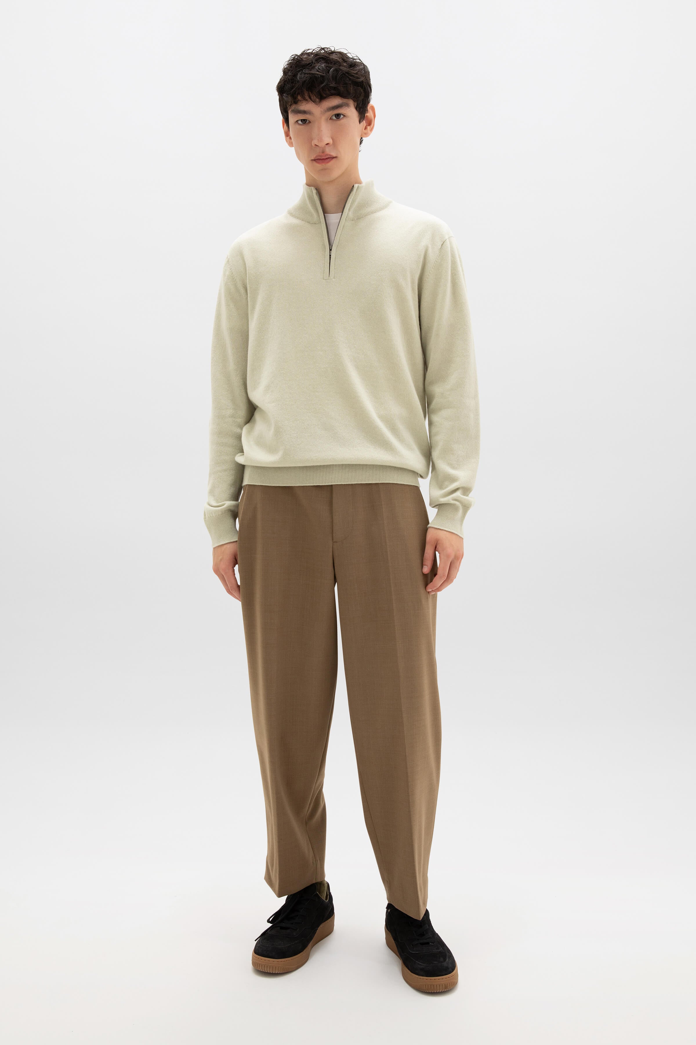 Johnstons of Elgin - Light Green Cashmere Zip Neck Jumper