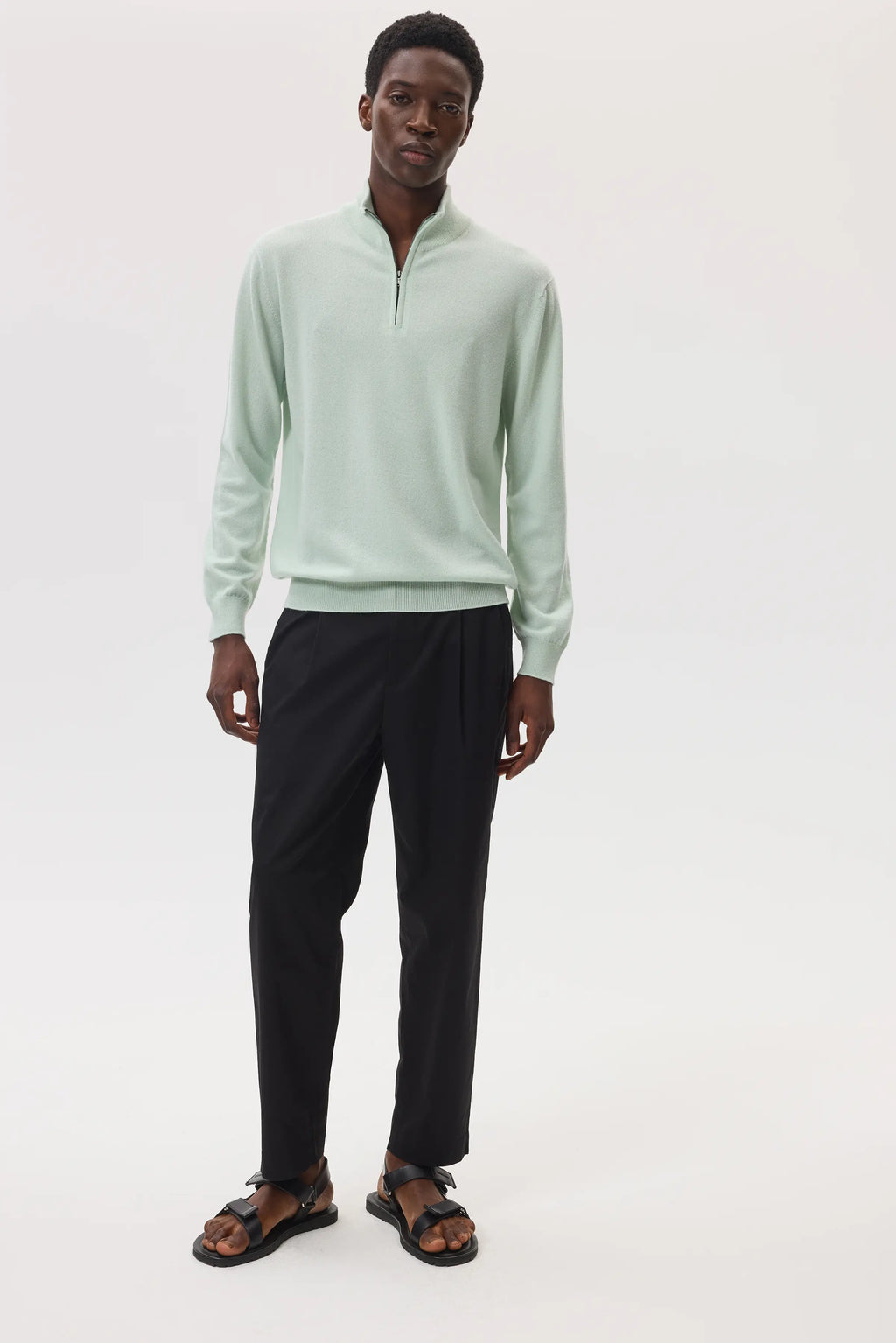 Johnstons of Elgin - Classic Cashmere Light Green Zip Neck Jumper