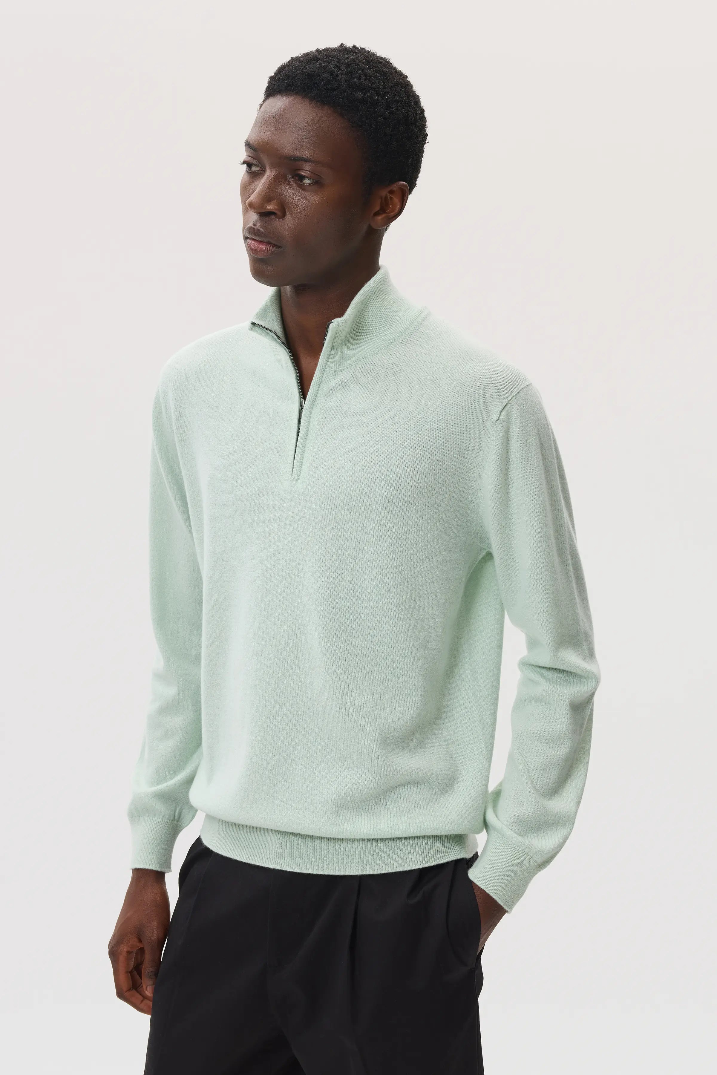 Johnstons of Elgin - Classic Cashmere Light Green Zip Neck Jumper