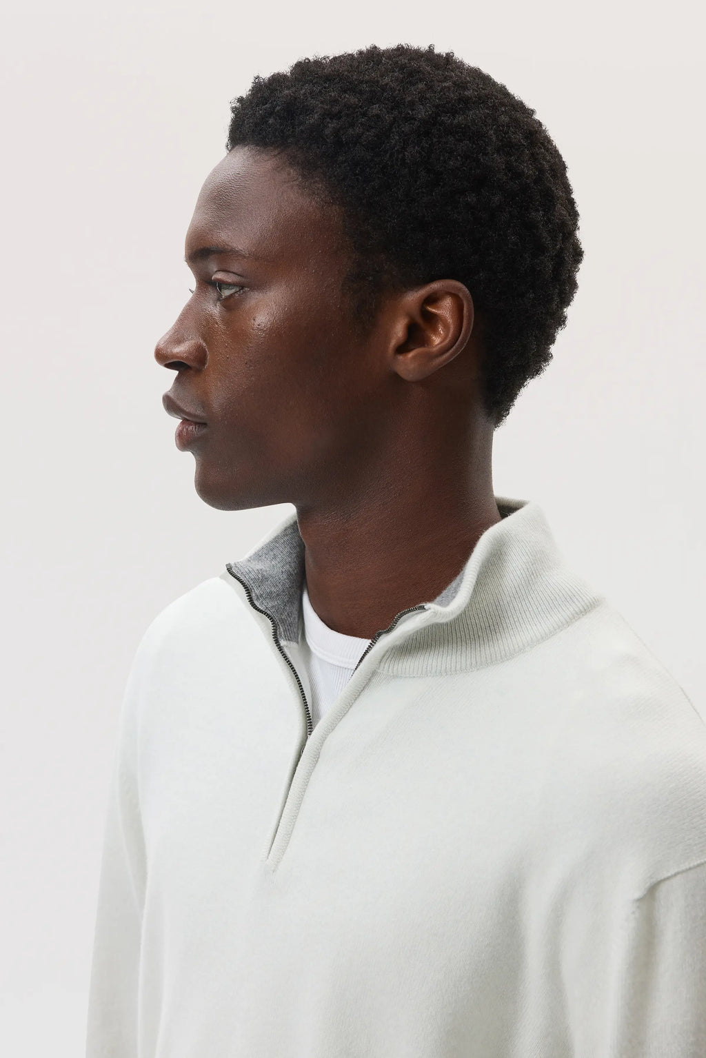 Johnstons of Elgin - Contrast Trim Cashmere White Zip Neck Jumper