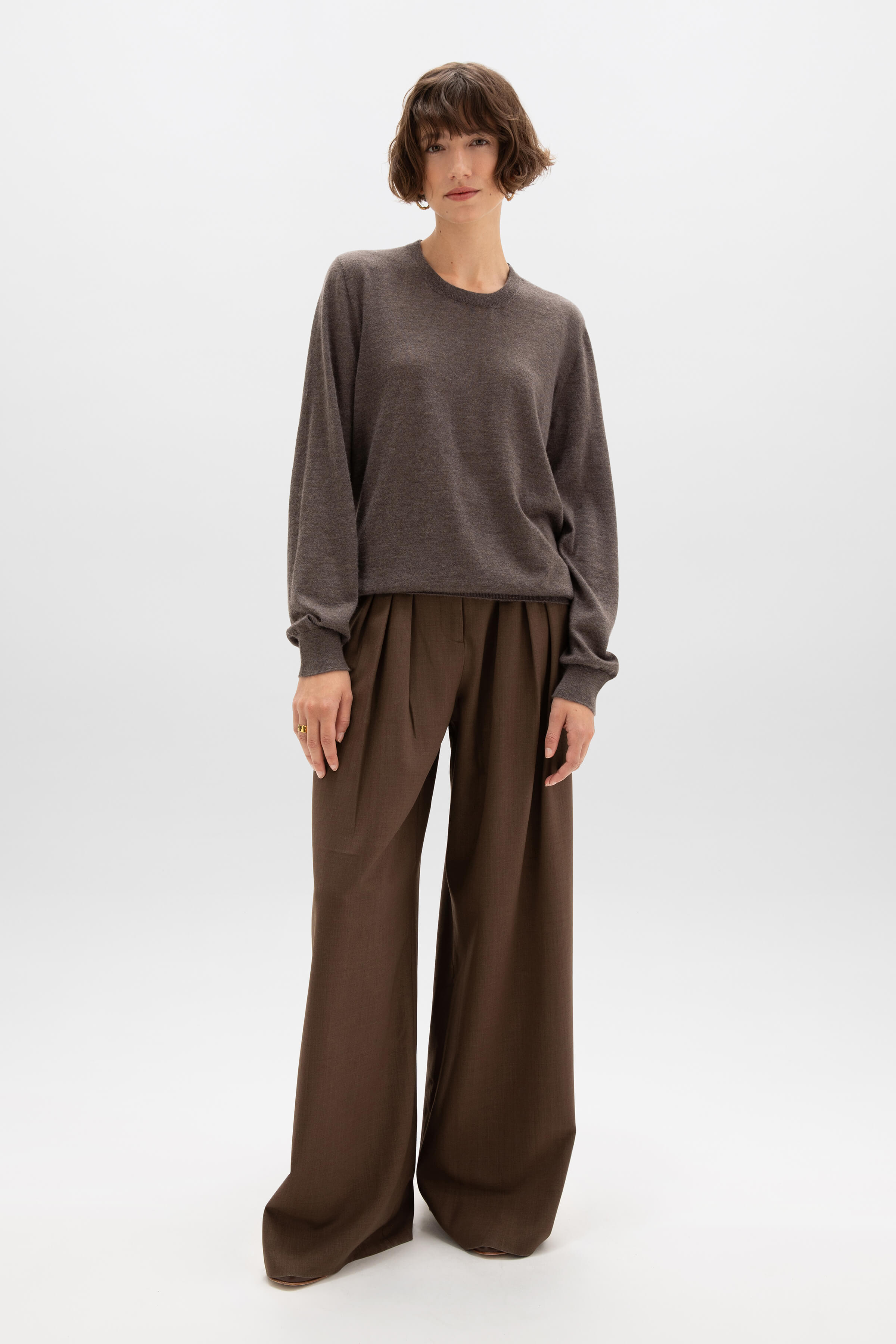 Johnstons of Elgin - Superfine Cashmere Round Neck Brown Jumper