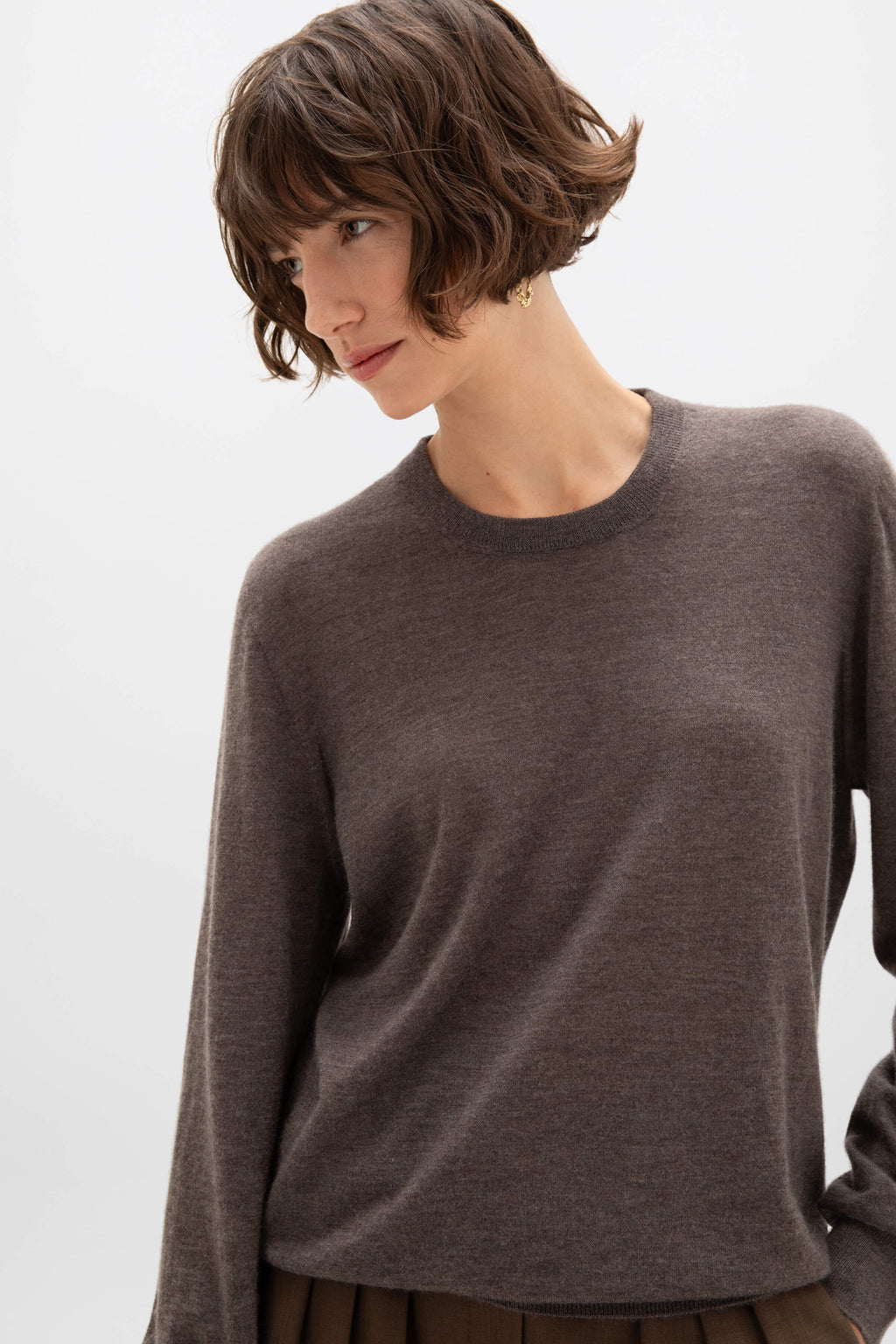 Johnstons of Elgin - Superfine Cashmere Round Neck Brown Jumper