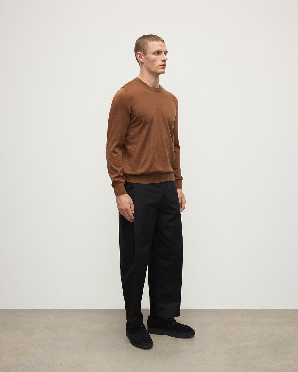 Johnstons of Elgin - Superfine Cashmere Dark Camel Round Neck Jumper