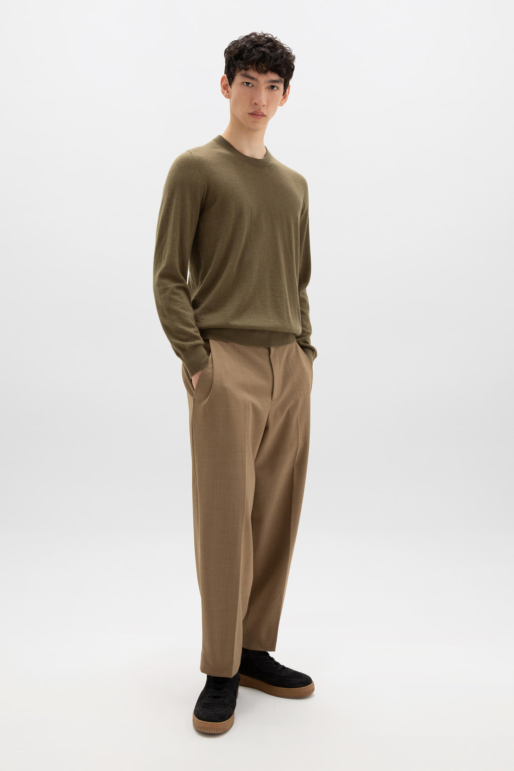 Johnstons of Elgin - Superfine Cashmere Round Neck Olive Green Jumper