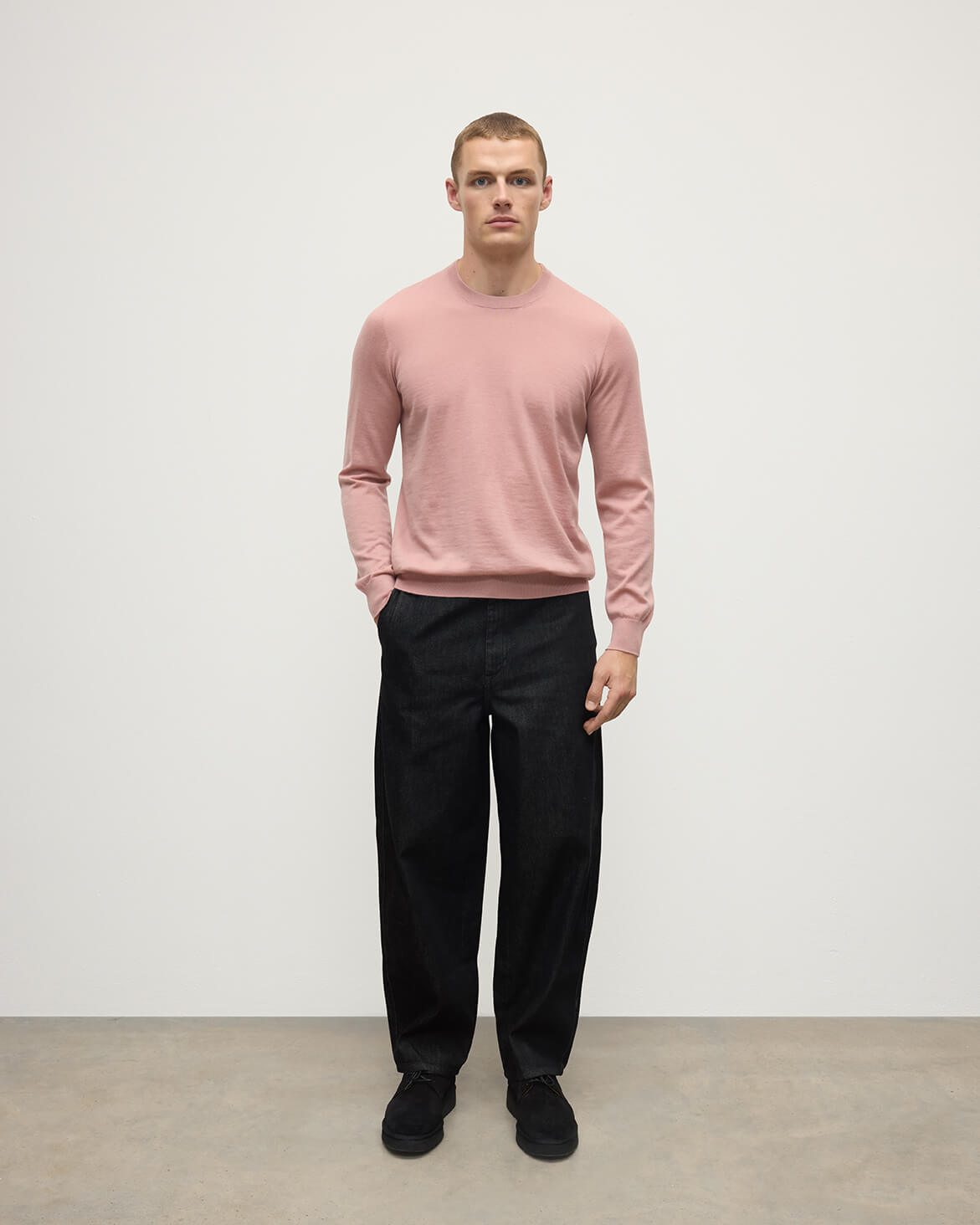 Johnstons of Elgin - Superfine Cashmere Pink Round Neck Jumper