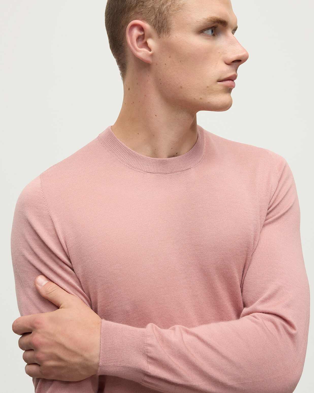 Johnstons of Elgin - Superfine Cashmere Pink Round Neck Jumper