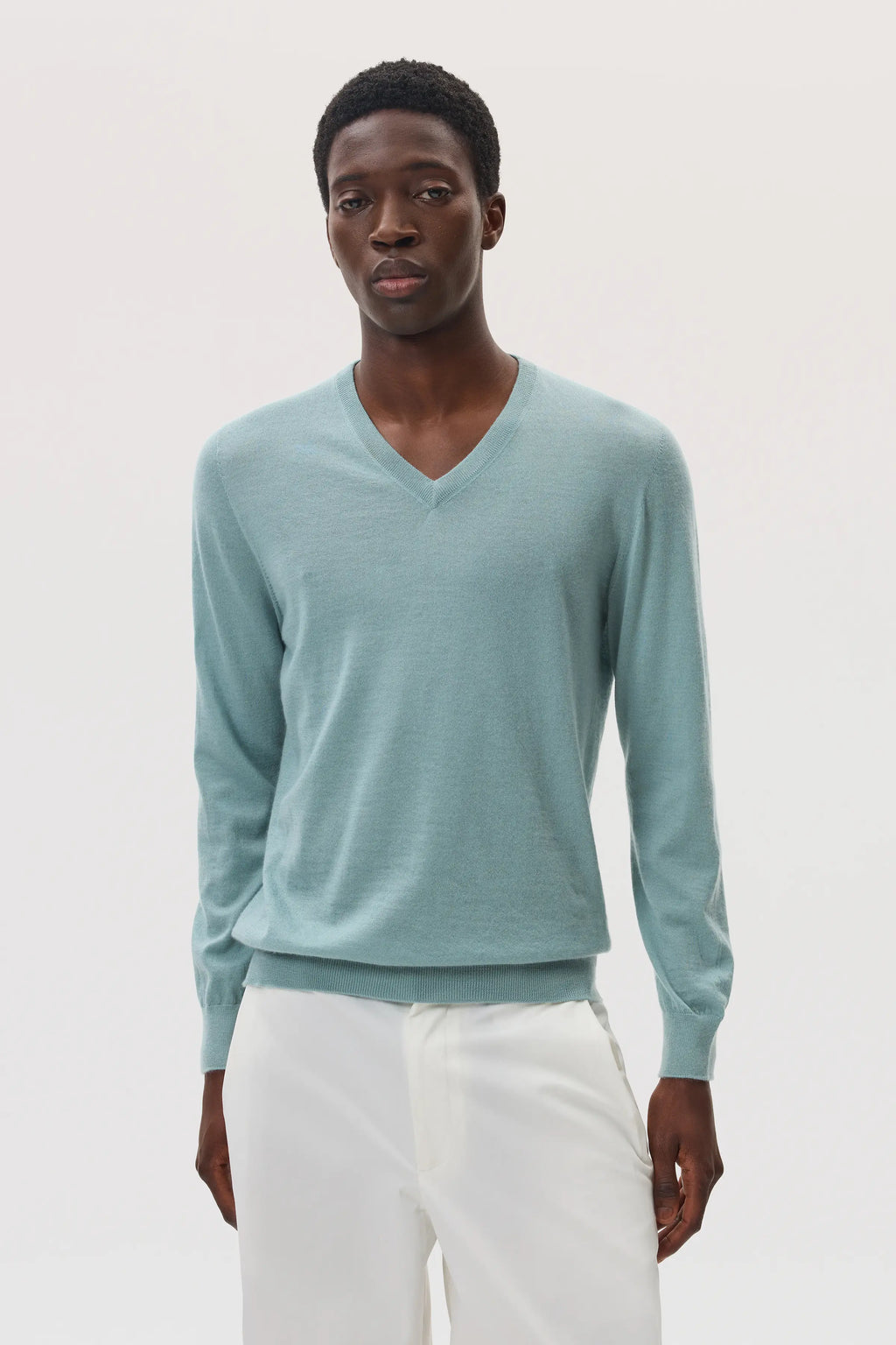 Johnstons of Elgin - Superfine Cashmere Light Green V Neck Jumper