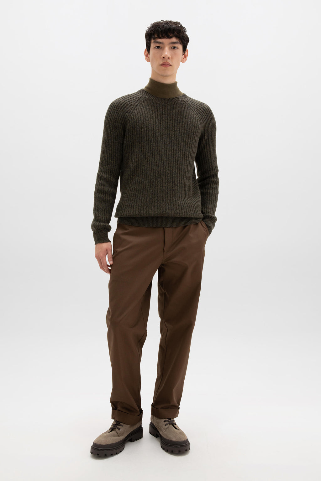 Johnstons of Elgin - Ribbed Olive Green Cashmere Jumper