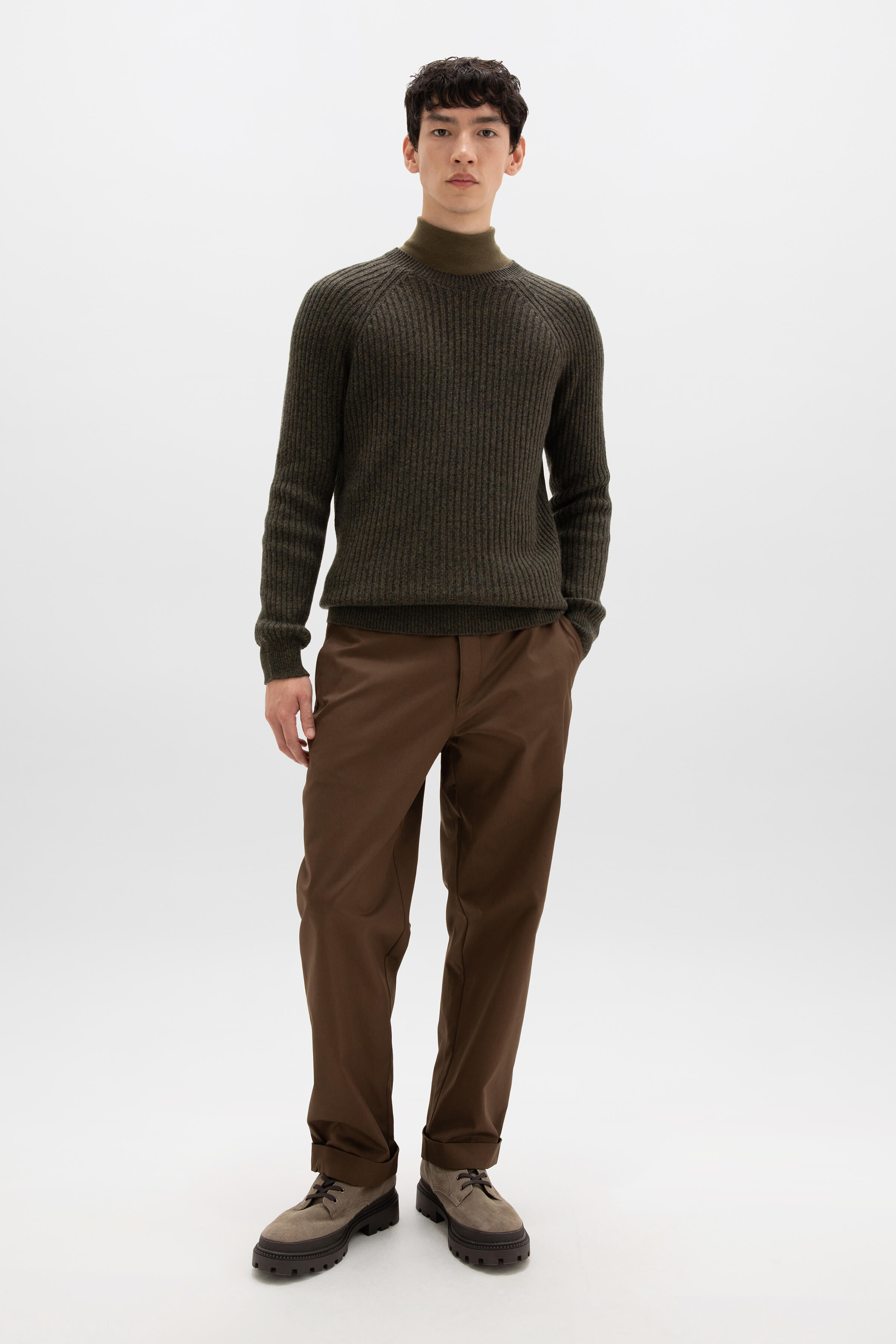 Johnstons of Elgin - Ribbed Olive Green Cashmere Jumper