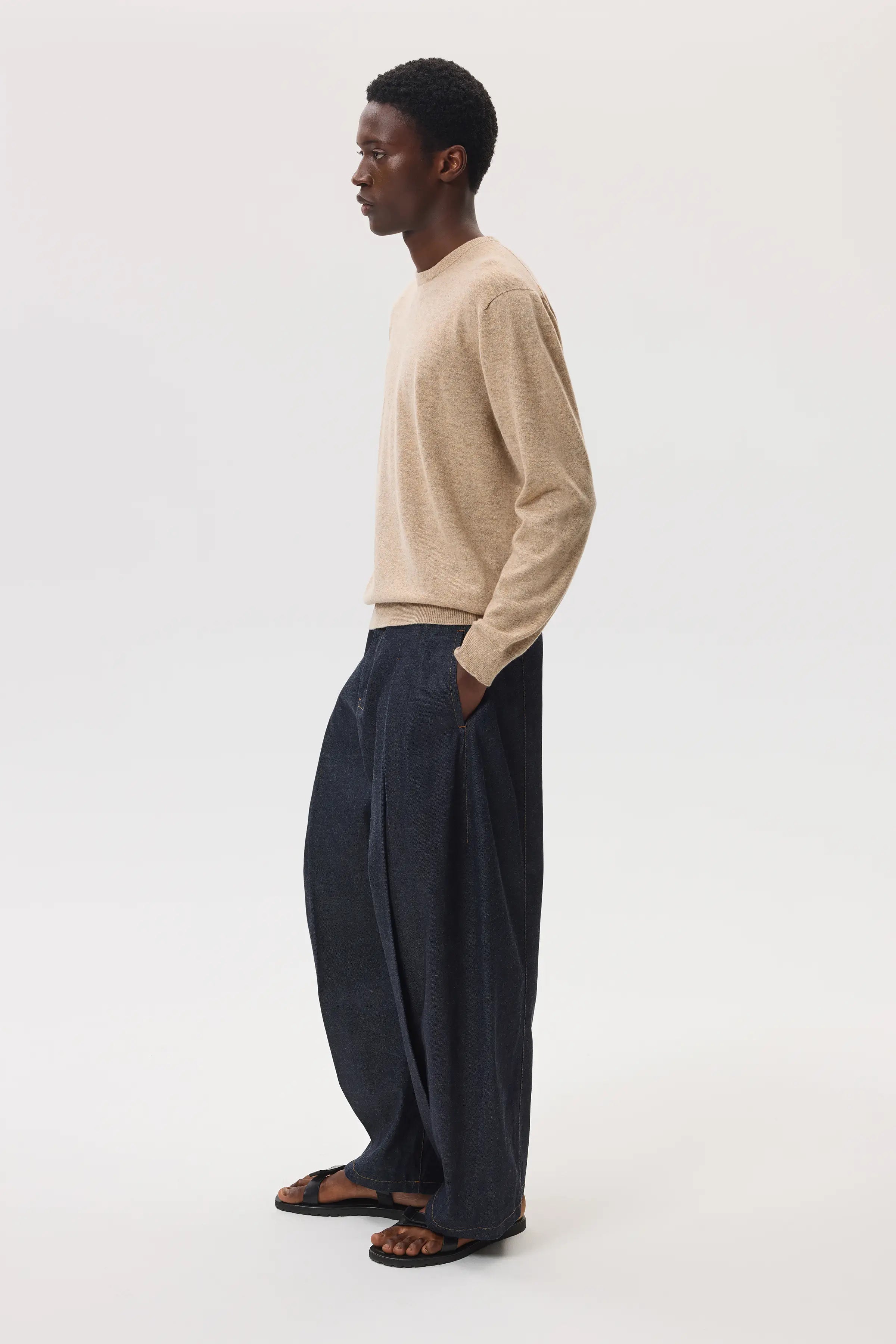 Johnstons of Elgin - Classic Cashmere Round Neck