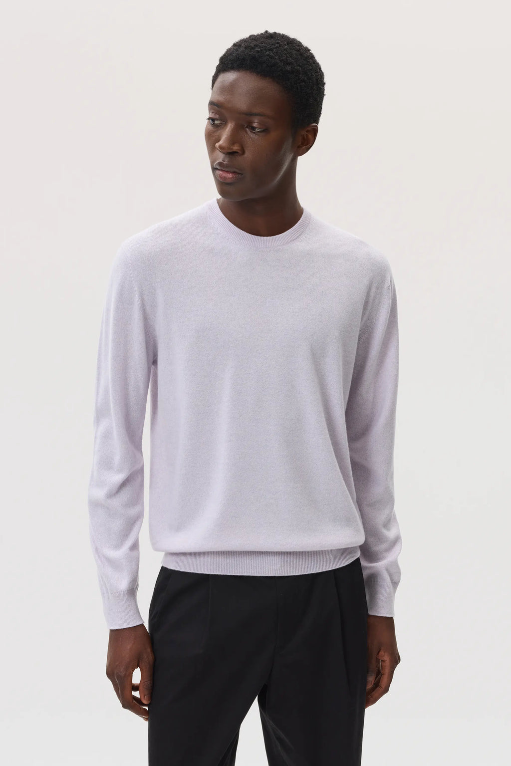 Johnstons of Elgin - Light Purple Cashmere Round Neck Jumper