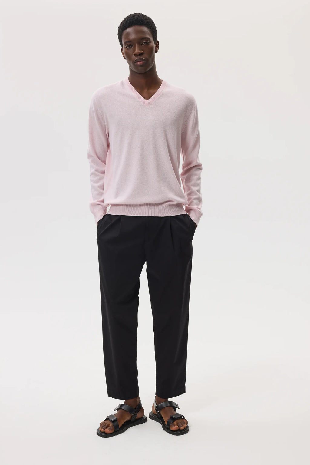 Johnstons of Elgin - Classic Cashmere Pink V Neck Jumper