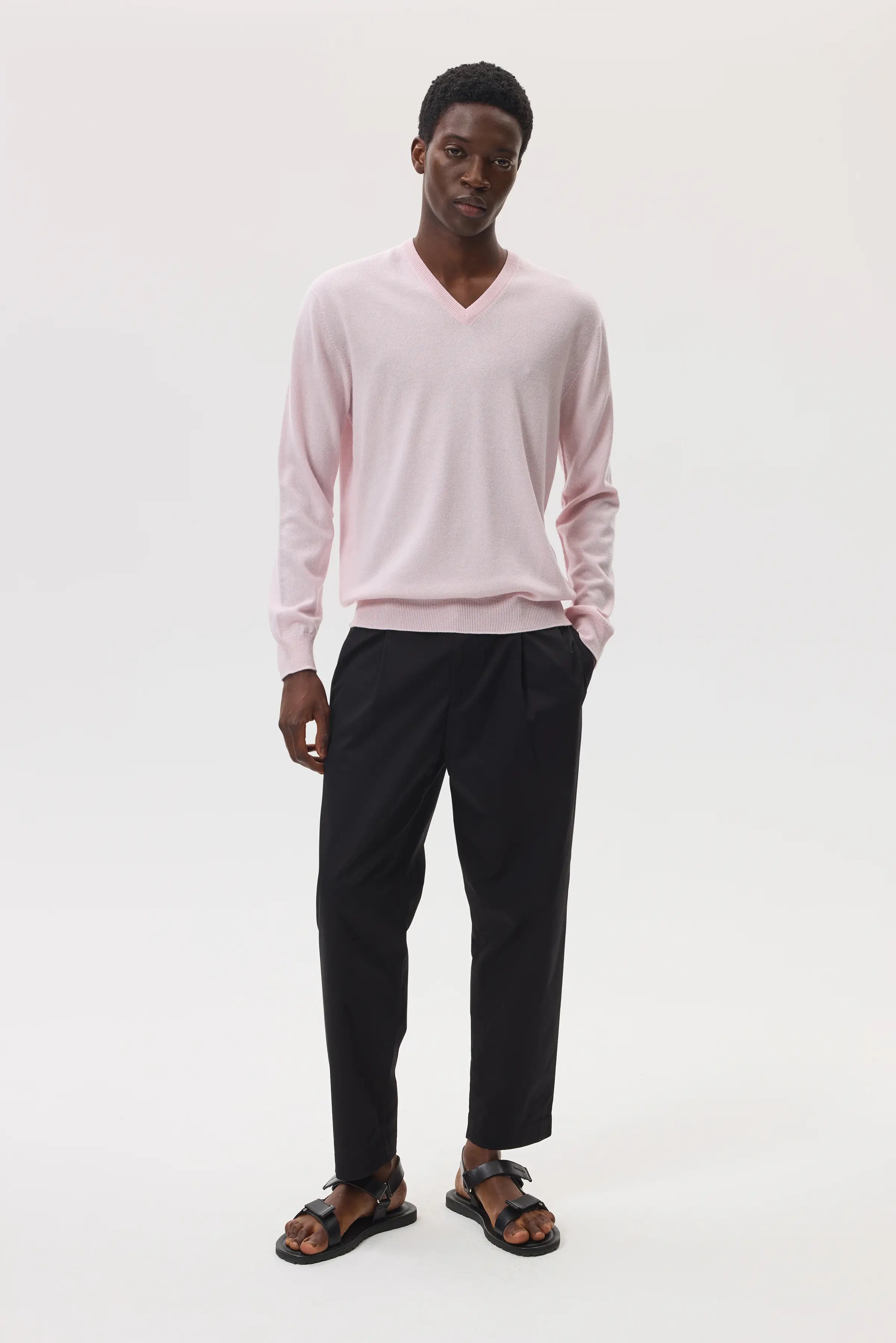 Johnstons of Elgin - Classic Cashmere Pink V Neck Jumper