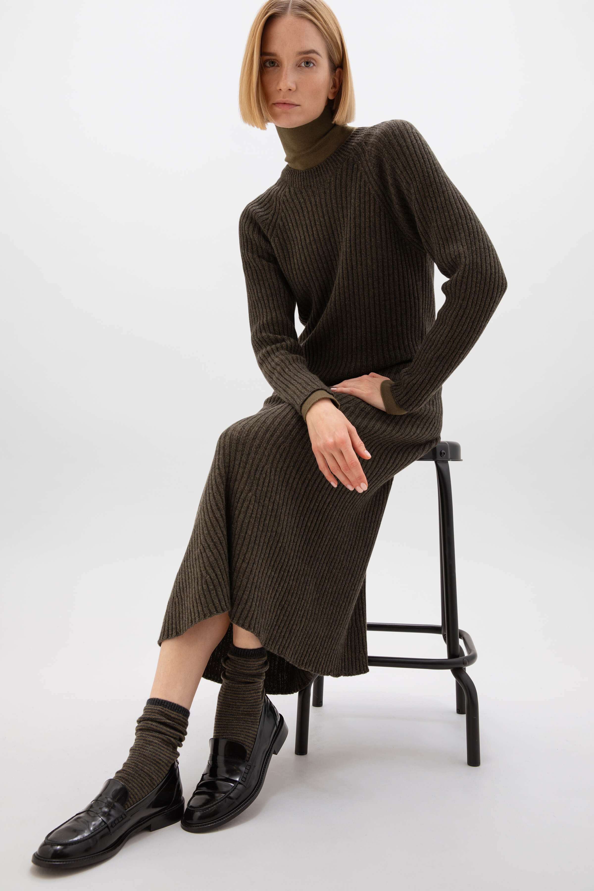 Johnstons of Elgin - Ribbed Green Cashmere Dress
