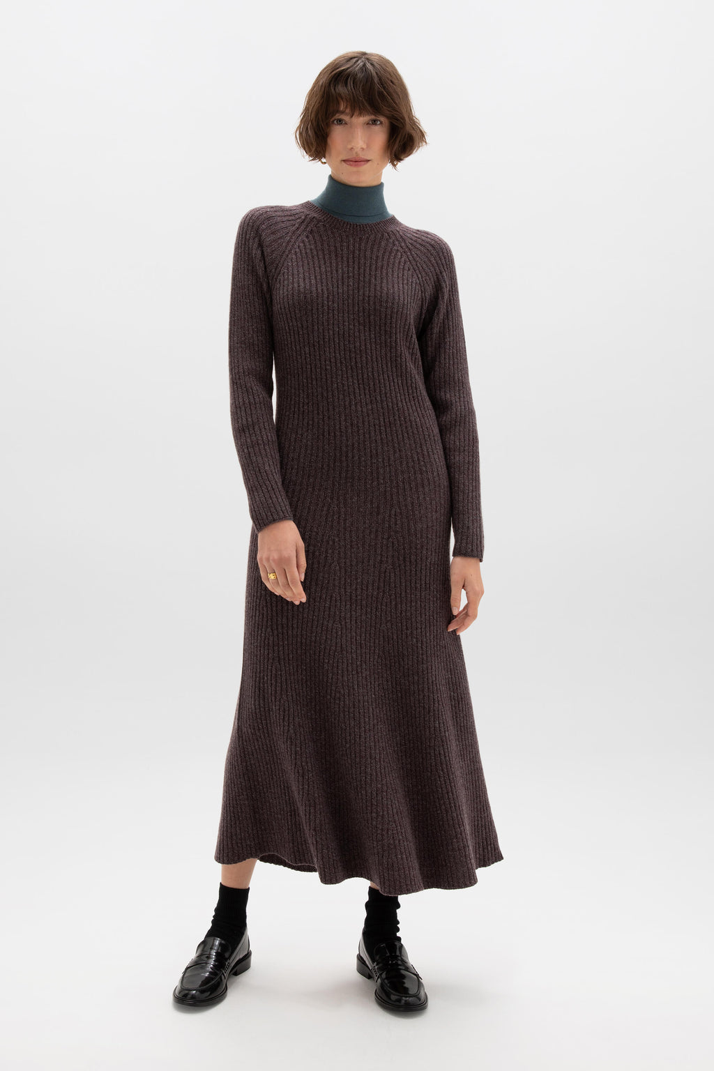 Johnstons of Elgin - Ribbed Purple Cashmere Dress
