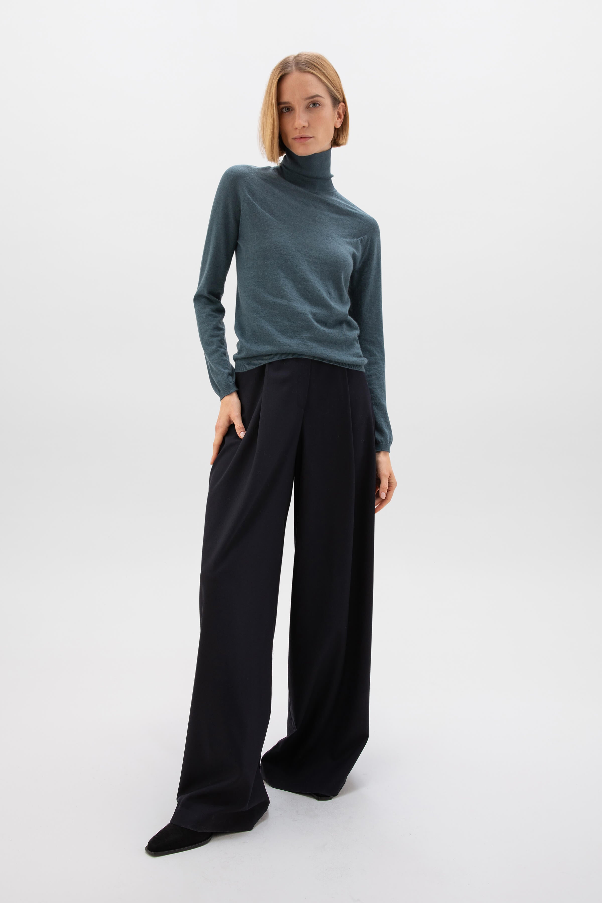 Johnstons of Elgin - Superfine Cashmere Blue Roll Neck Jumper