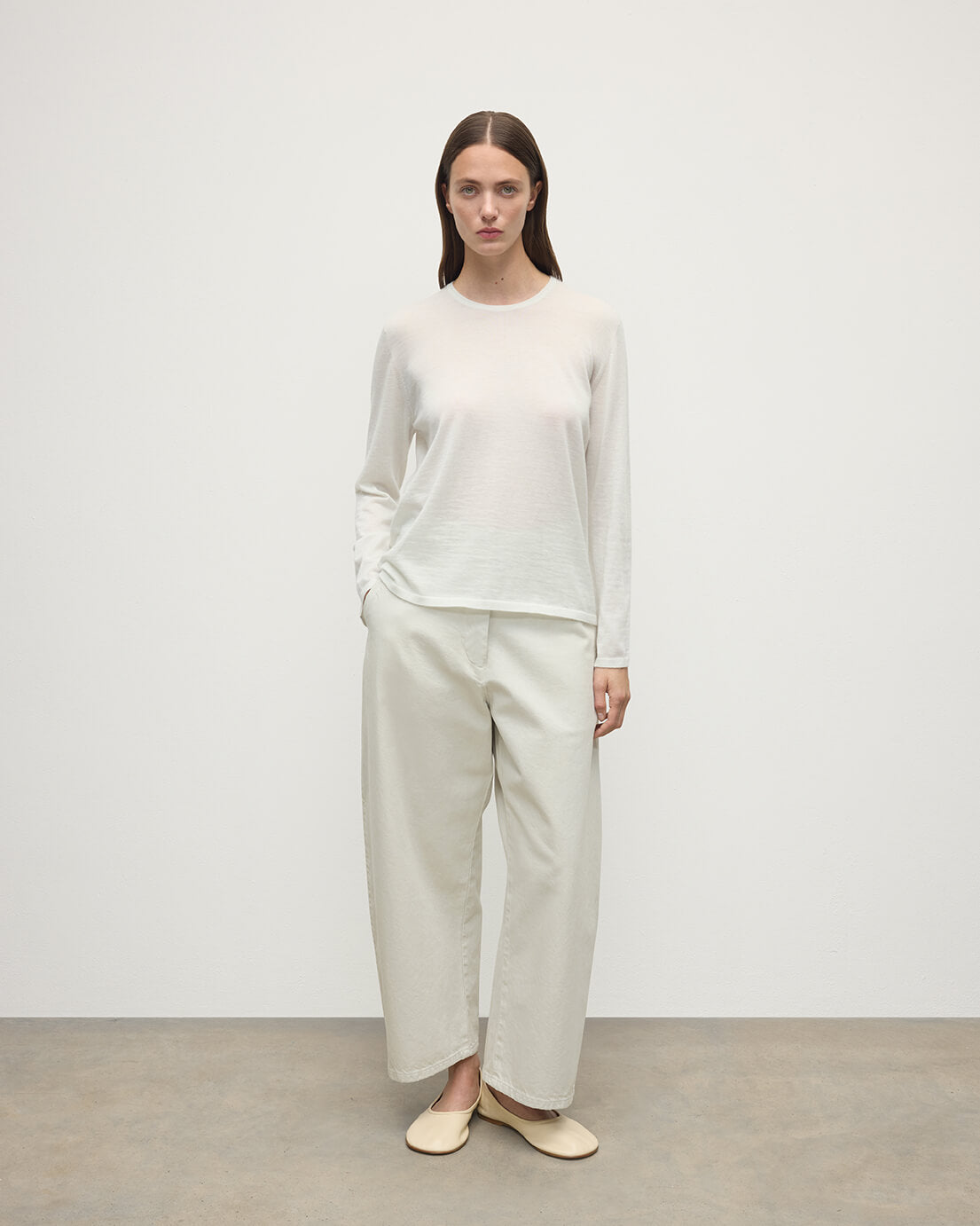 Johnstons of Elgin - Superfine Cashmere White Jumper
