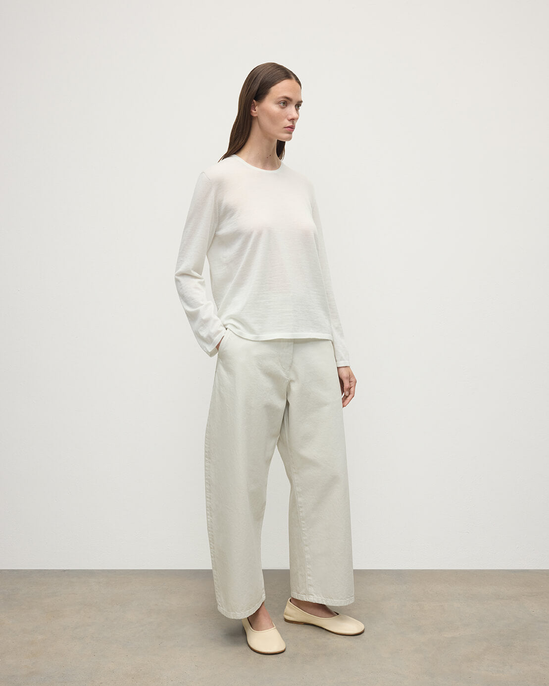 Johnstons of Elgin - Superfine Cashmere White Jumper