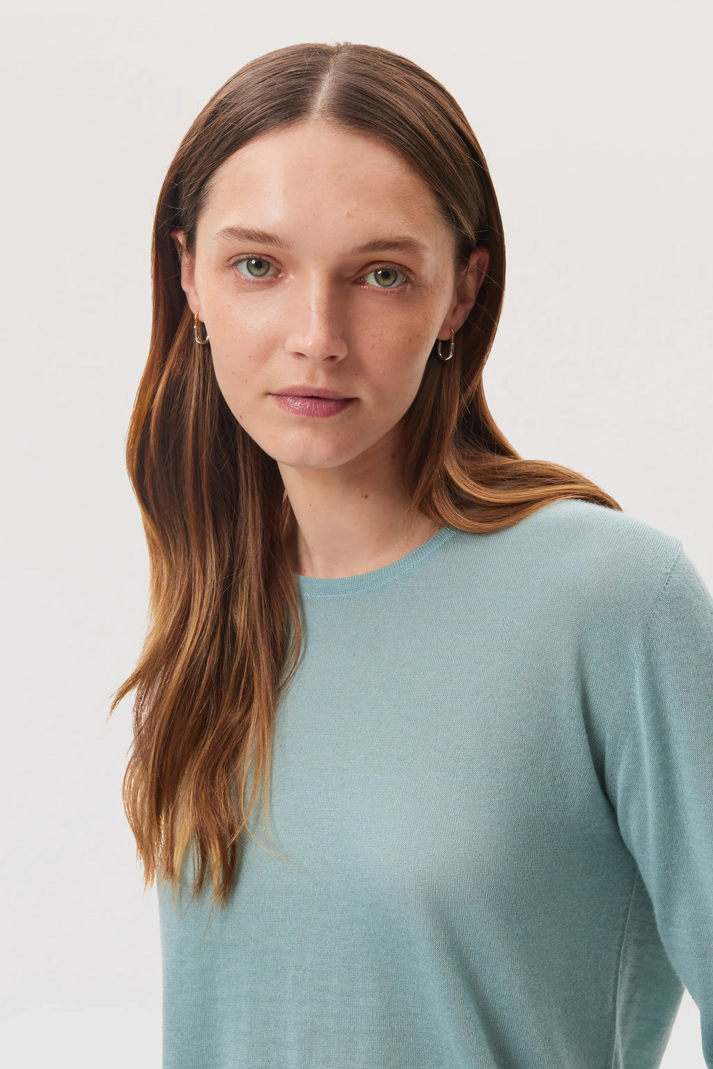 Johnstons of Elgin - Superfine Cashmere Light Green Jumper